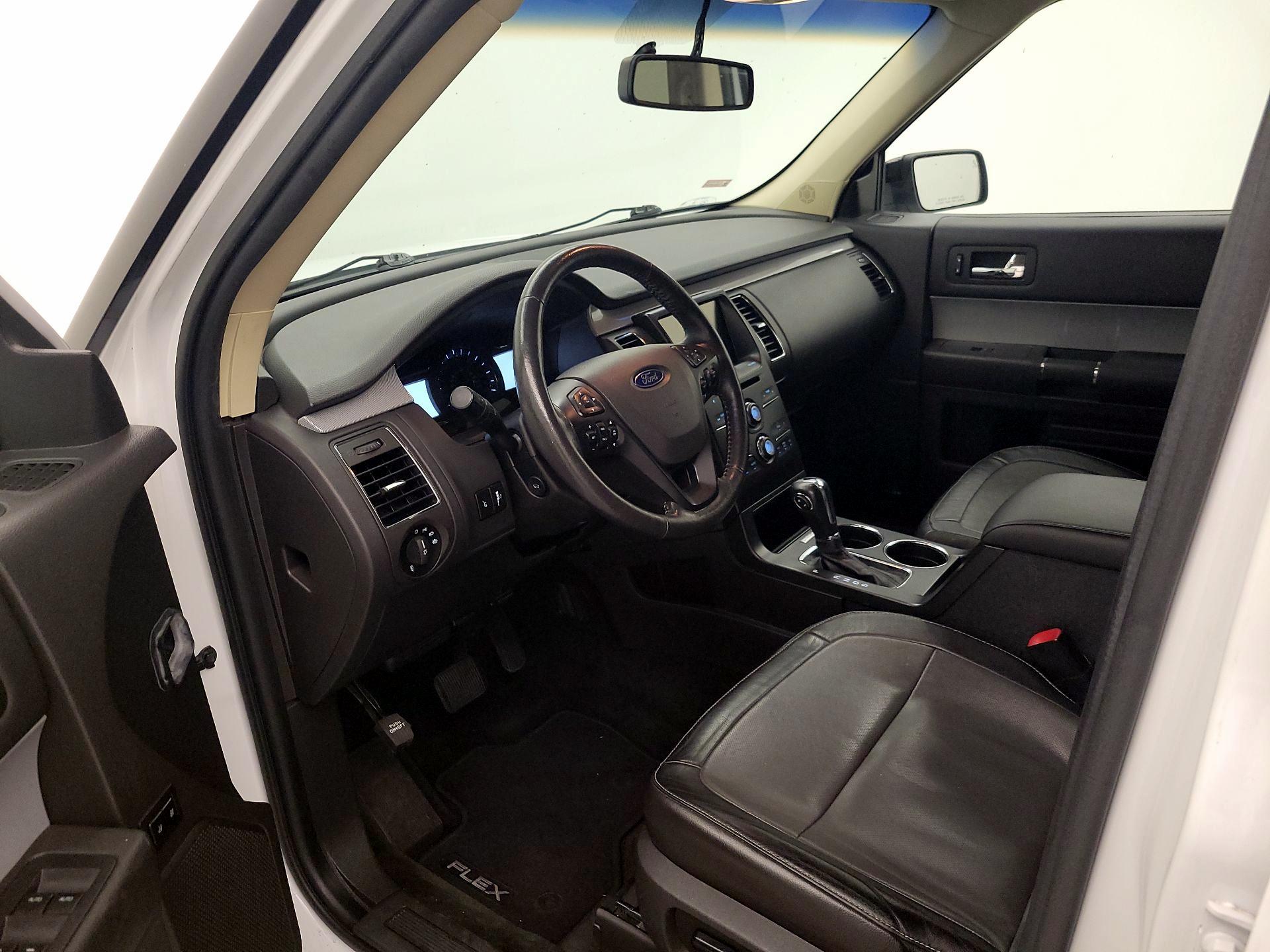 Thumbnail: 2015 Ford Flex - 11