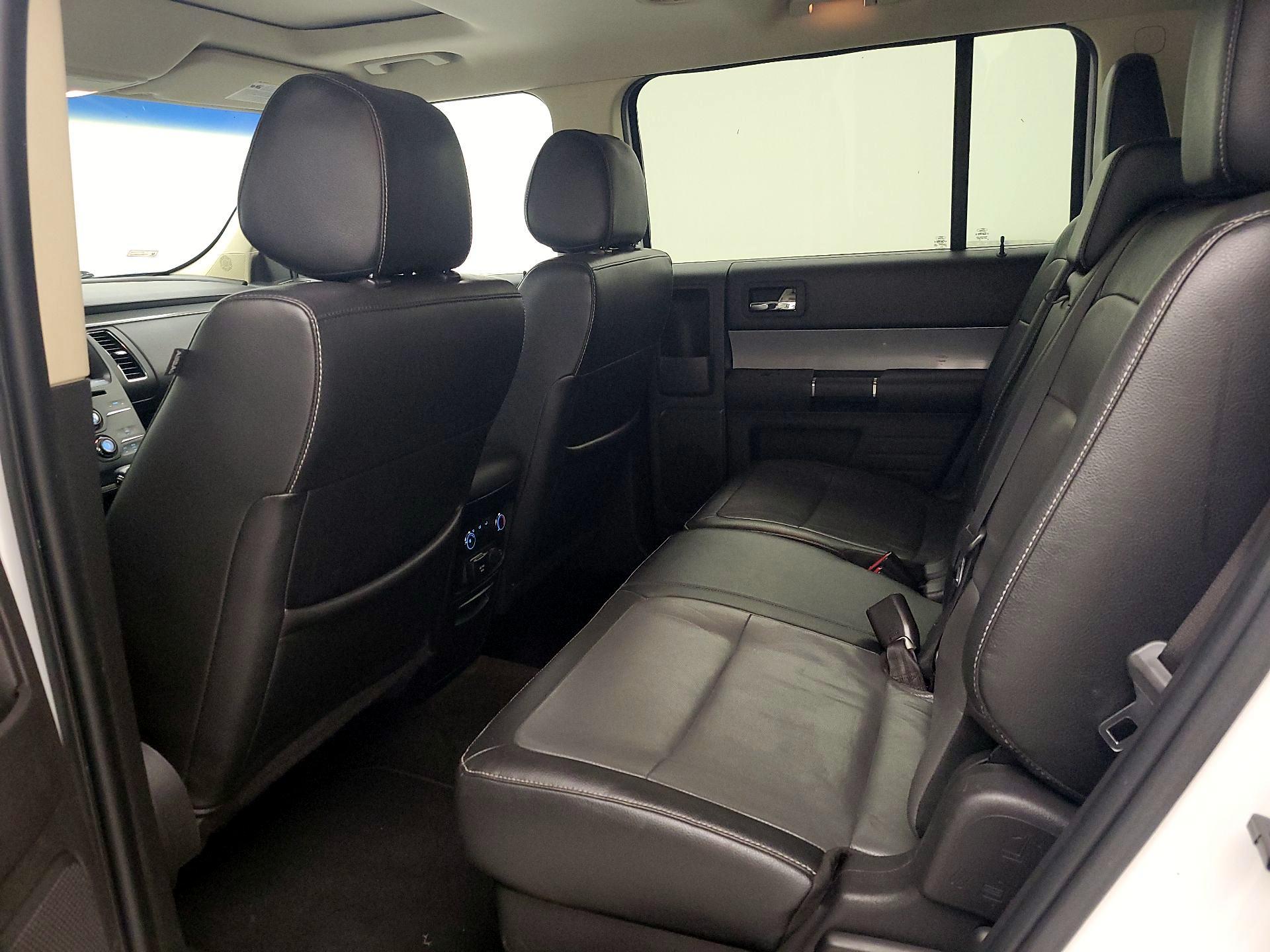 Thumbnail: 2015 Ford Flex - 18