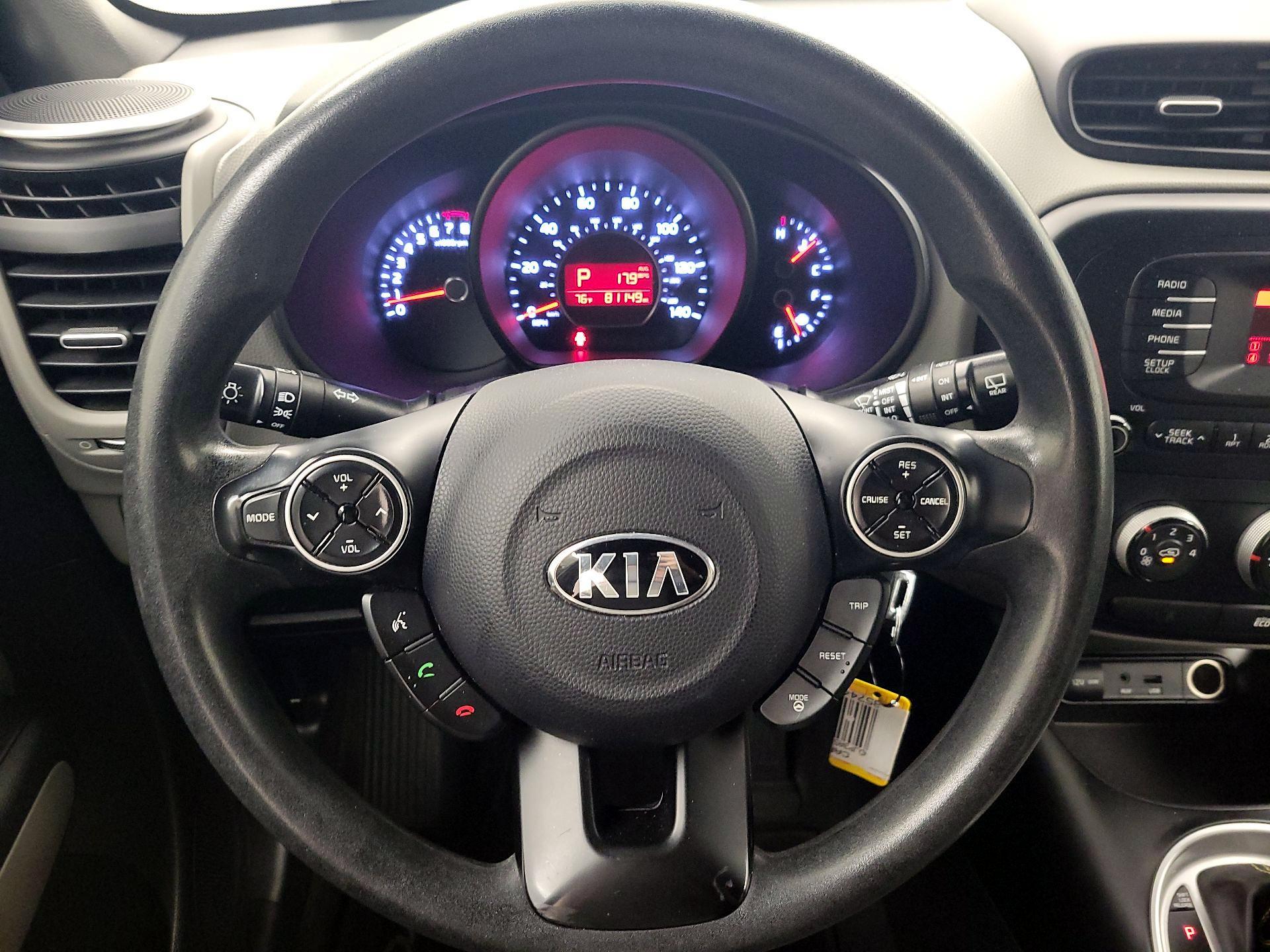 Thumbnail: 2015 Kia Soul - 10