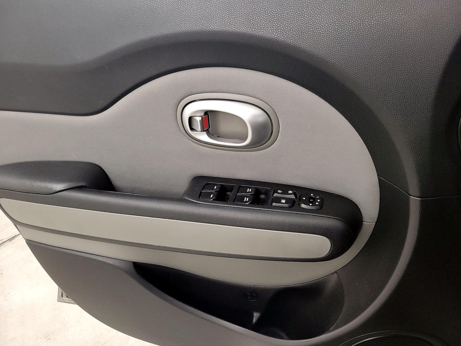 2015 Kia Soul + - Photo 13