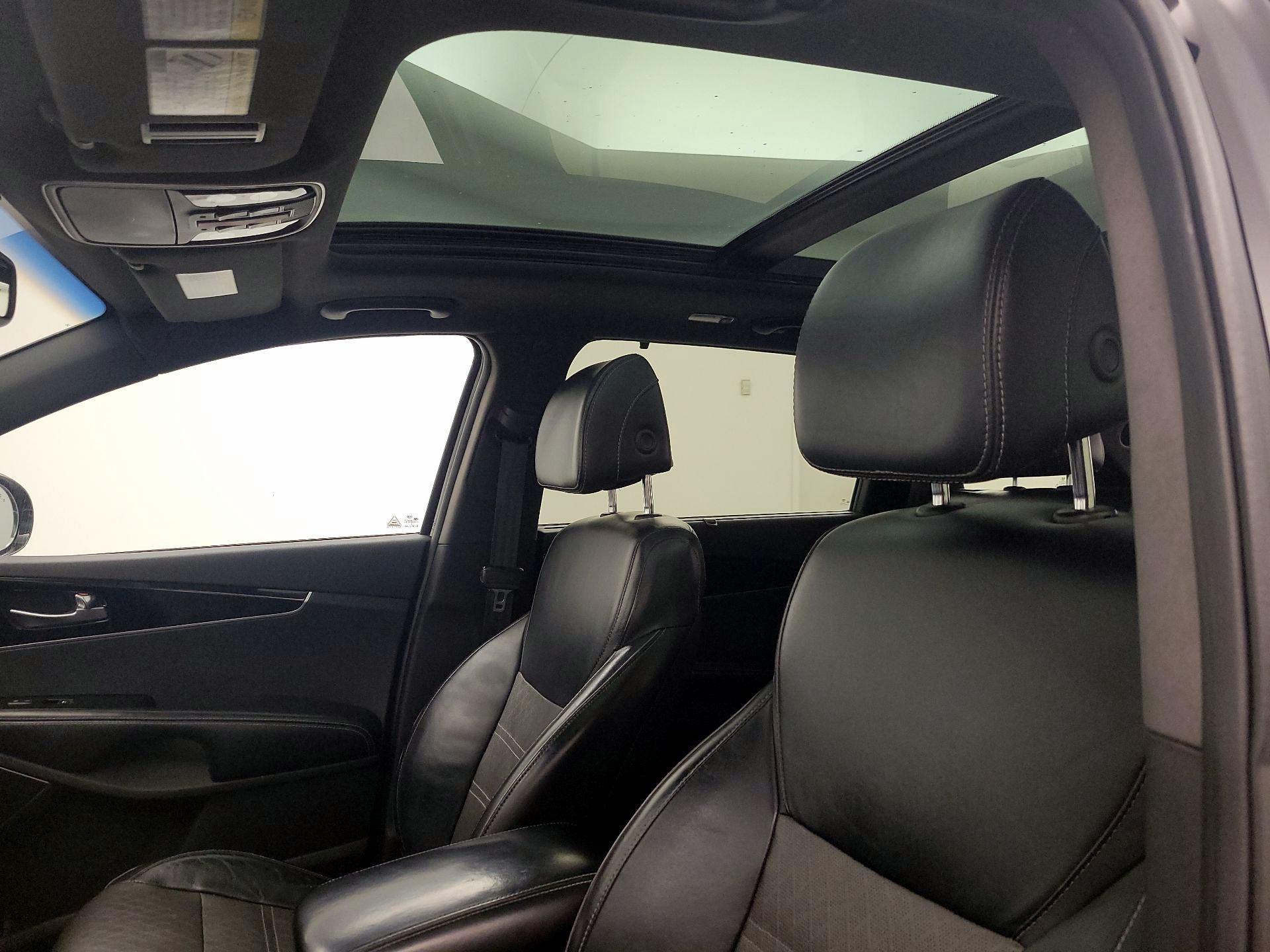 Thumbnail: 2017 Kia Sorento - 20