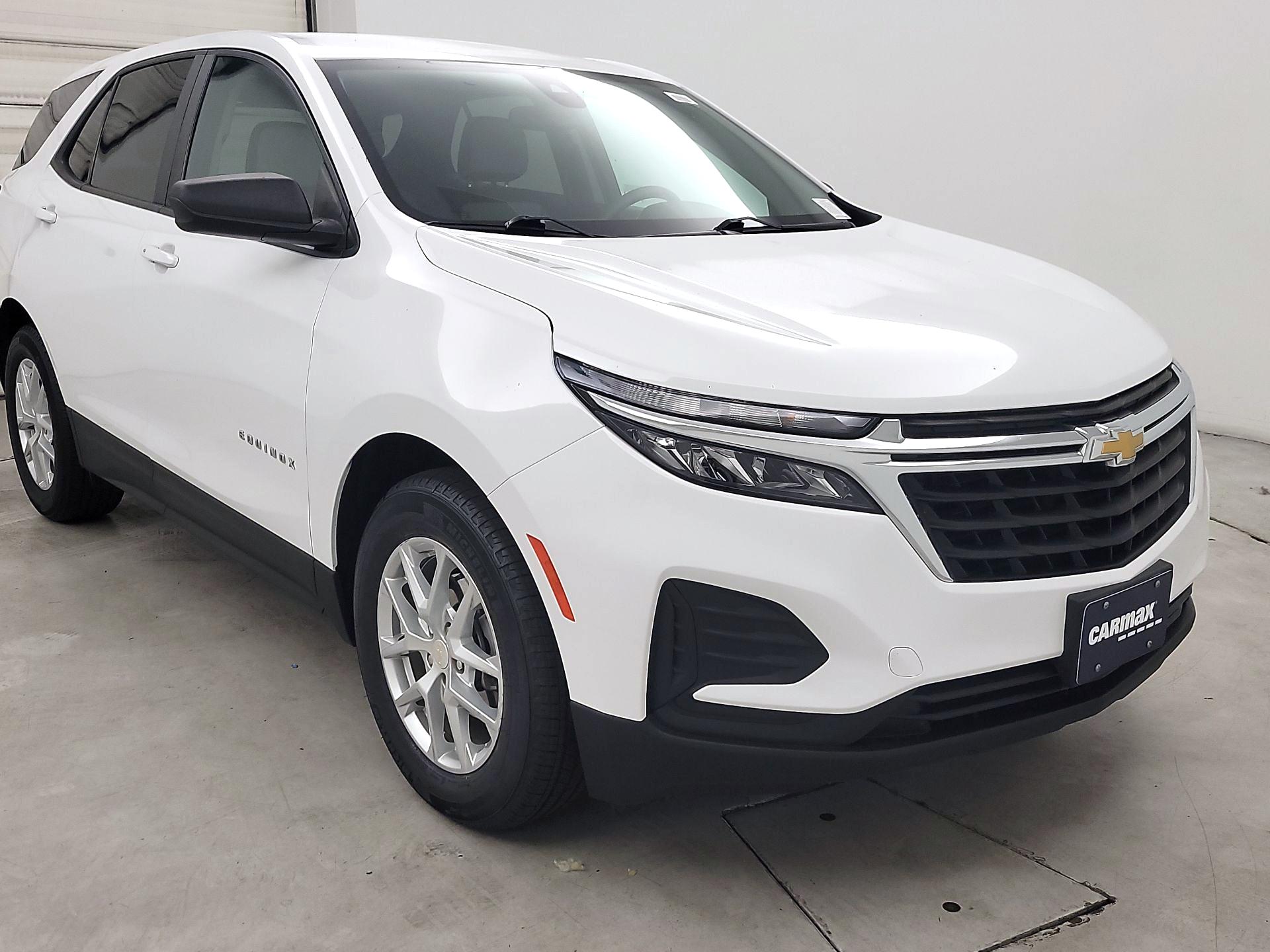 Thumbnail: 2022 Chevrolet Equinox - 1