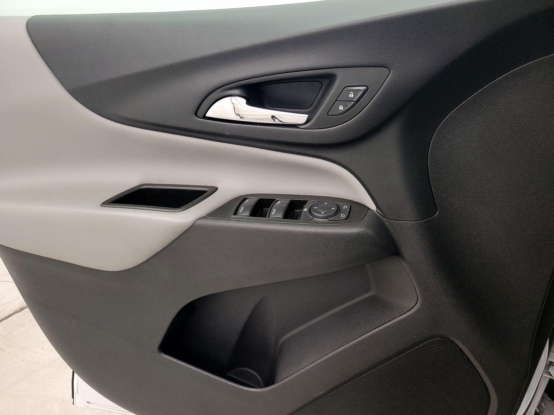 Thumbnail: 2022 Chevrolet Equinox - 10