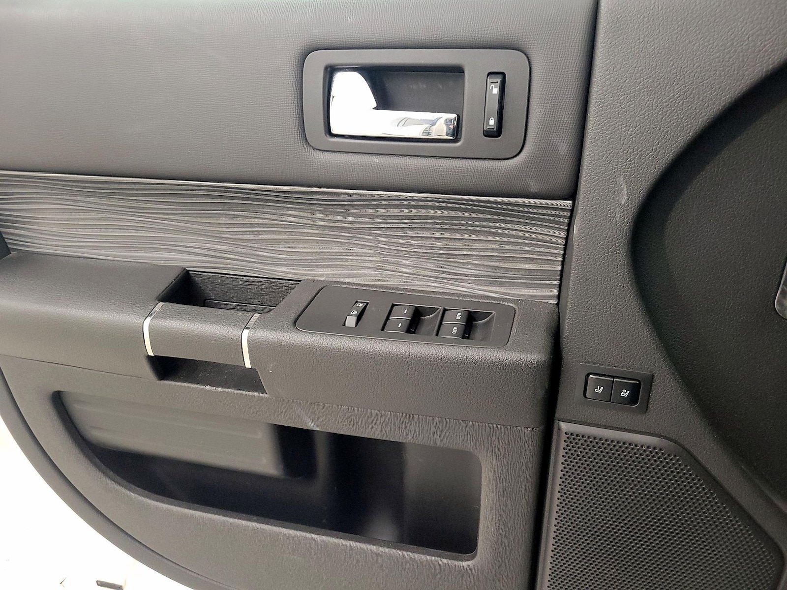 2019 Ford Flex SEL - Photo 13