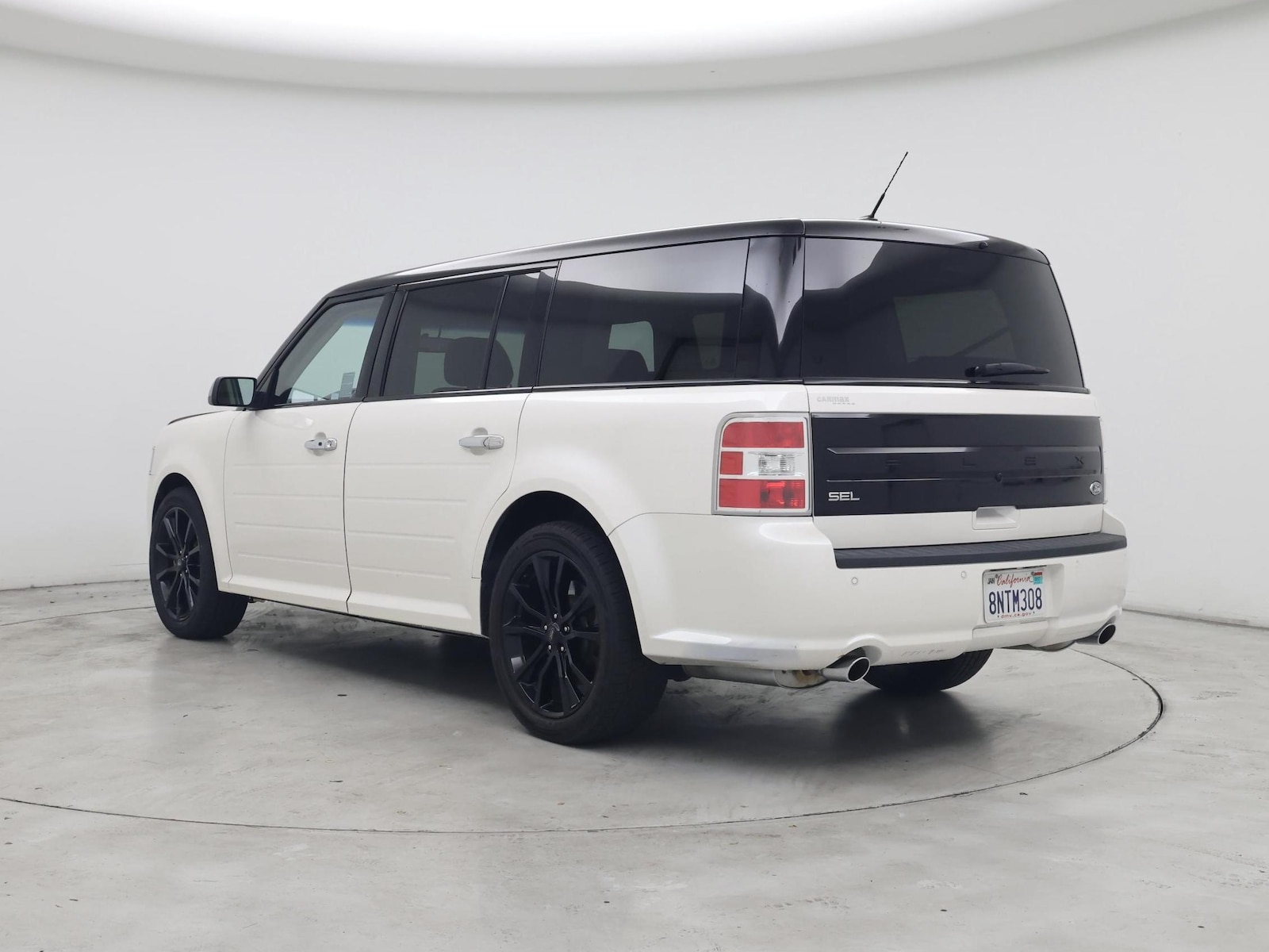 2019 Ford Flex SEL - Photo 3