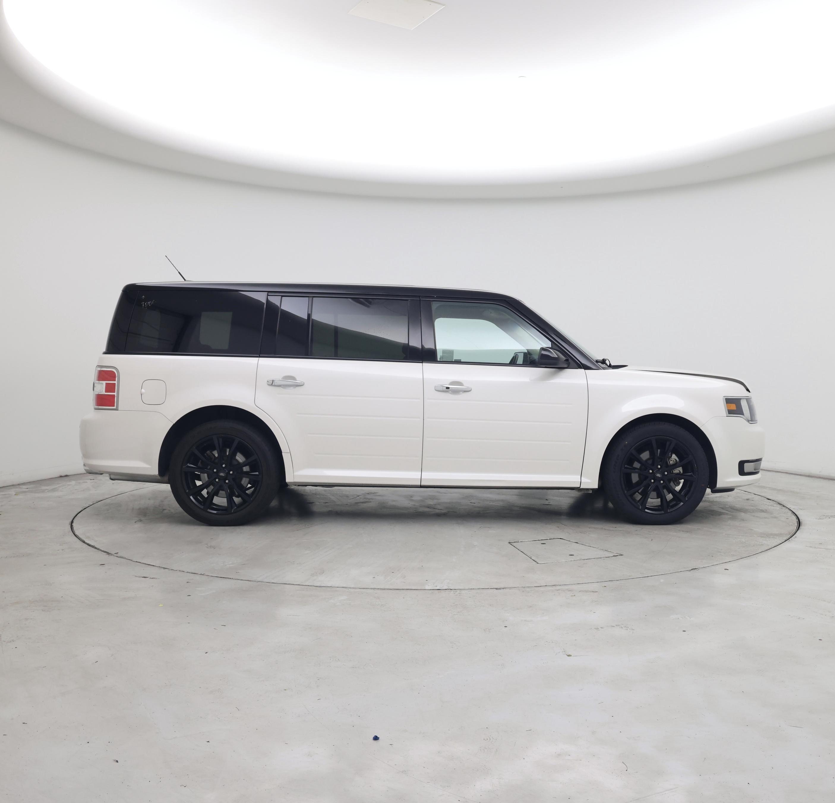 Thumbnail: 2019 Ford Flex - 7
