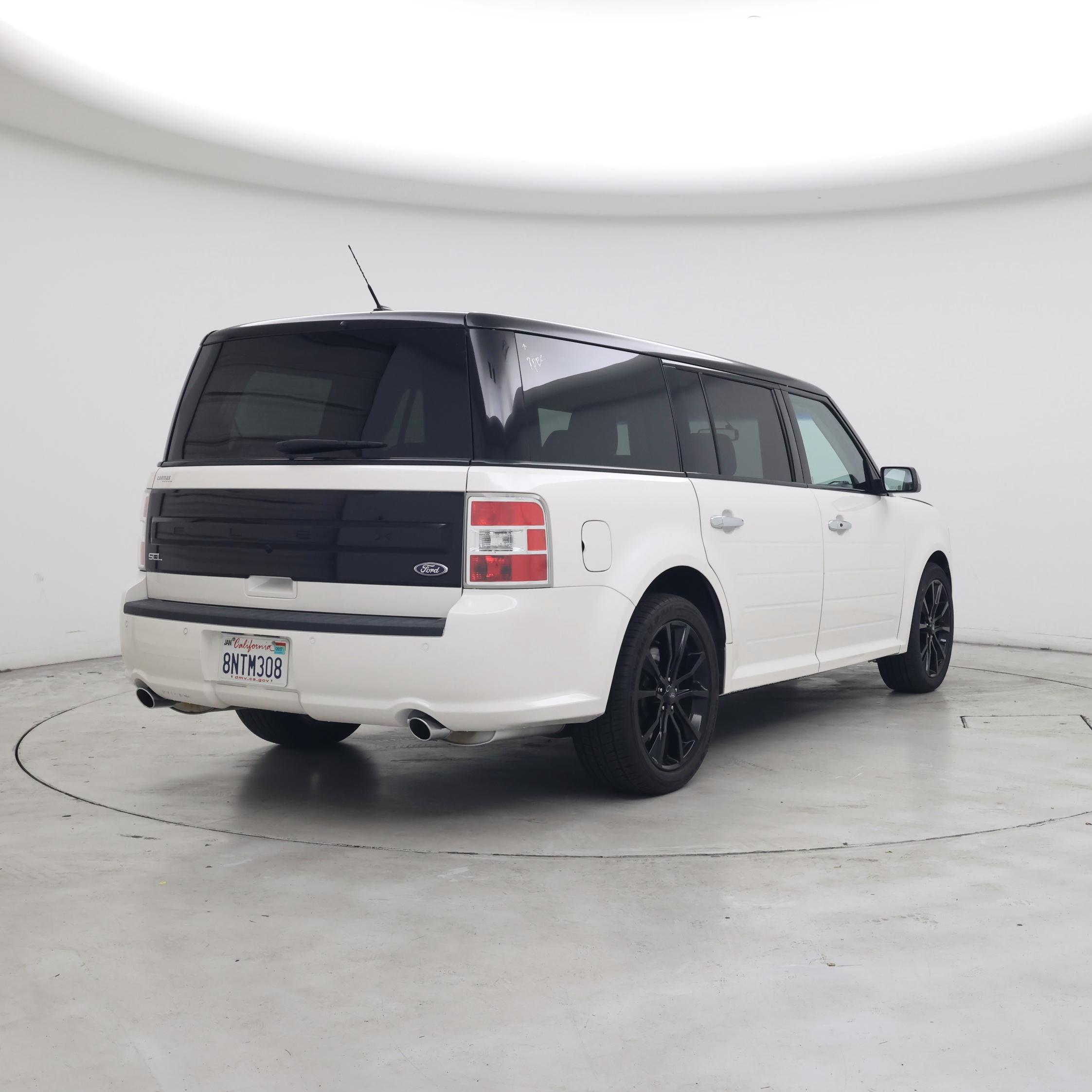 Thumbnail: 2019 Ford Flex - 8