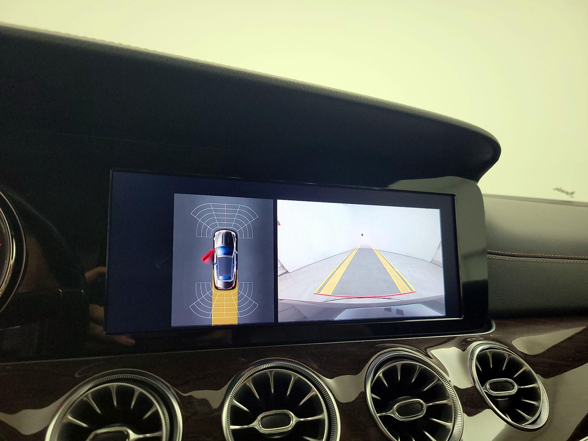 Thumbnail: 2018 Mercedes-Benz E-Class - 14