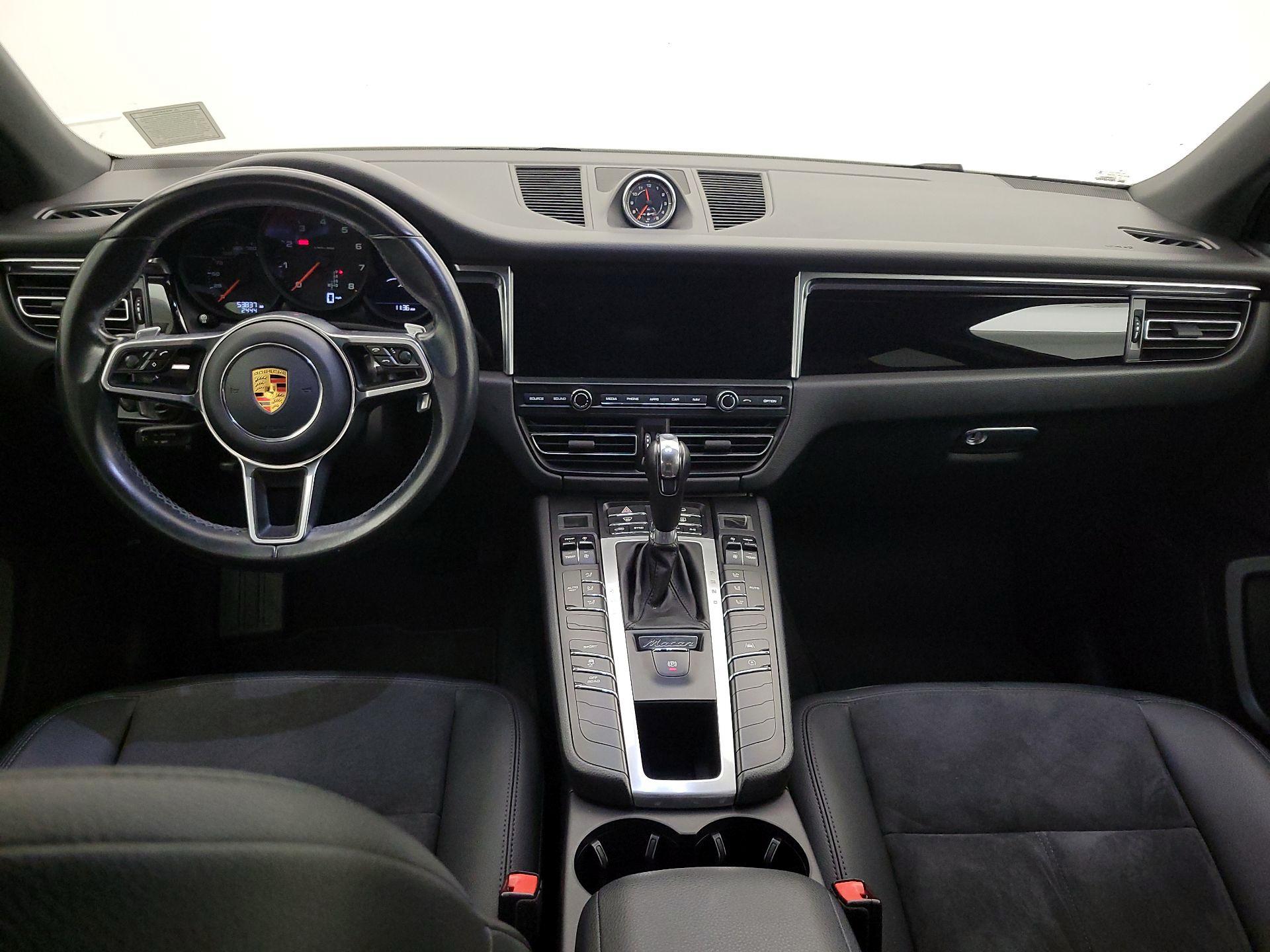 Thumbnail: 2020 Porsche Macan - 9