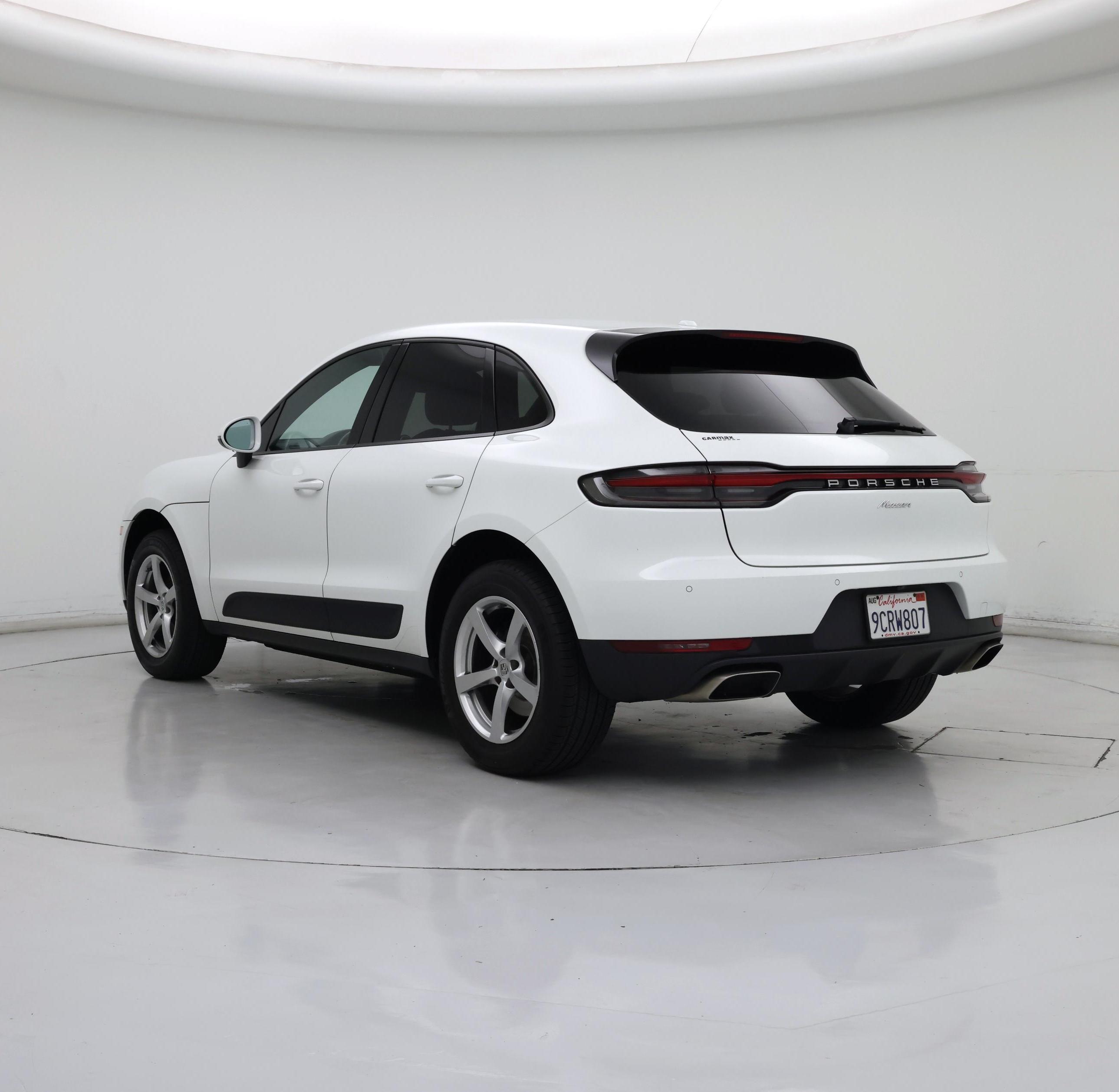 Thumbnail: 2020 Porsche Macan - 2