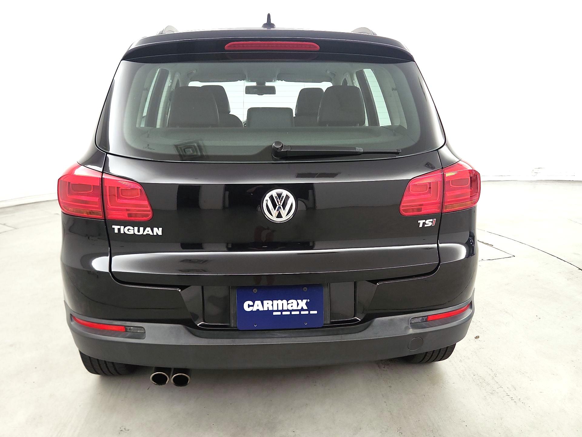 Thumbnail: 2017 Volkswagen Tiguan - 6