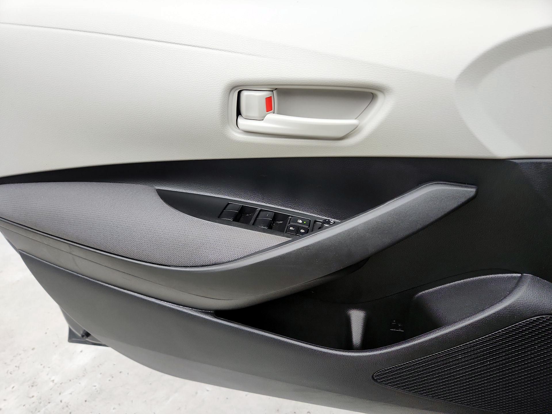 Thumbnail: 2024 Toyota Corolla - 12