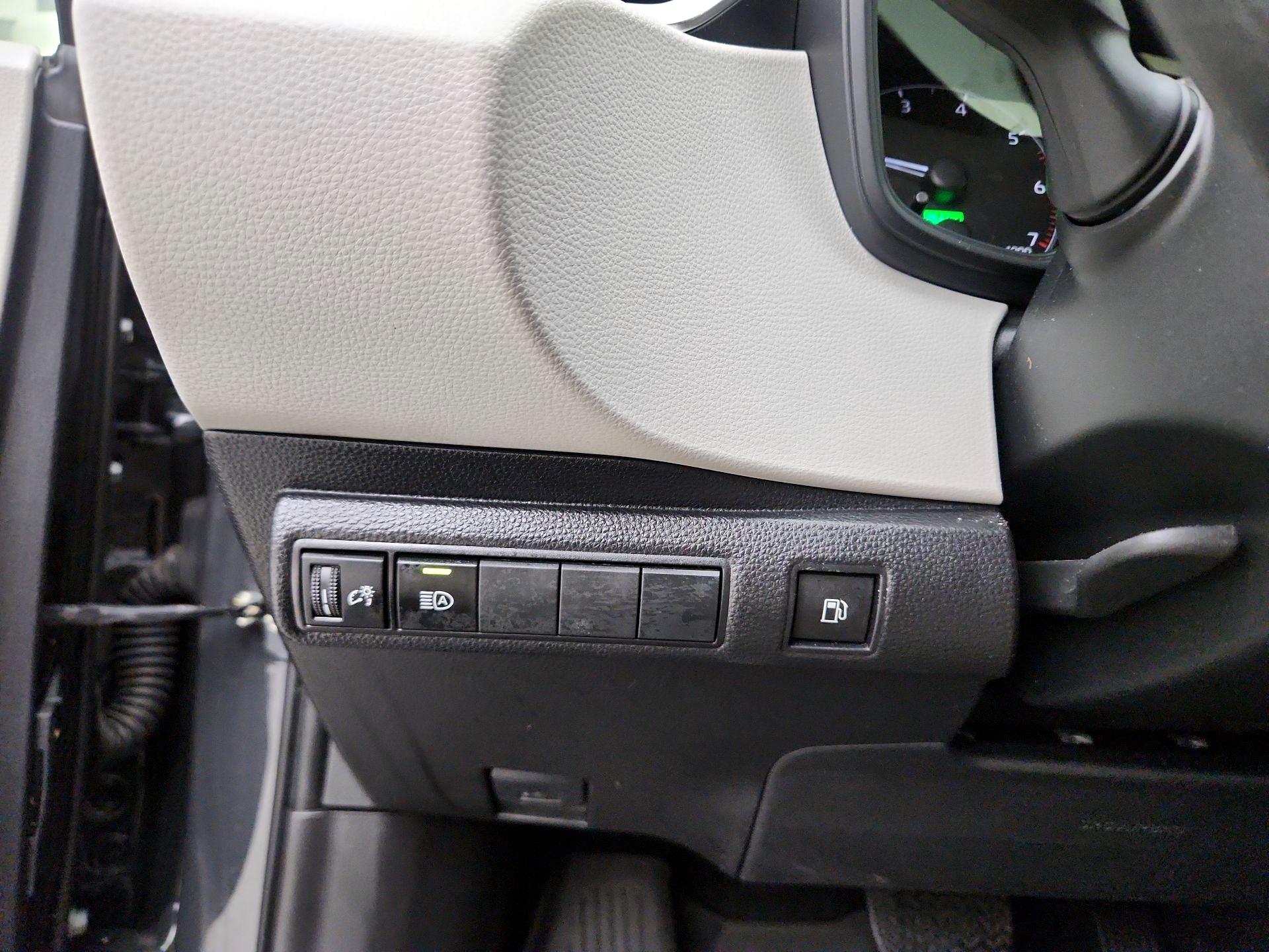 Thumbnail: 2024 Toyota Corolla - 13