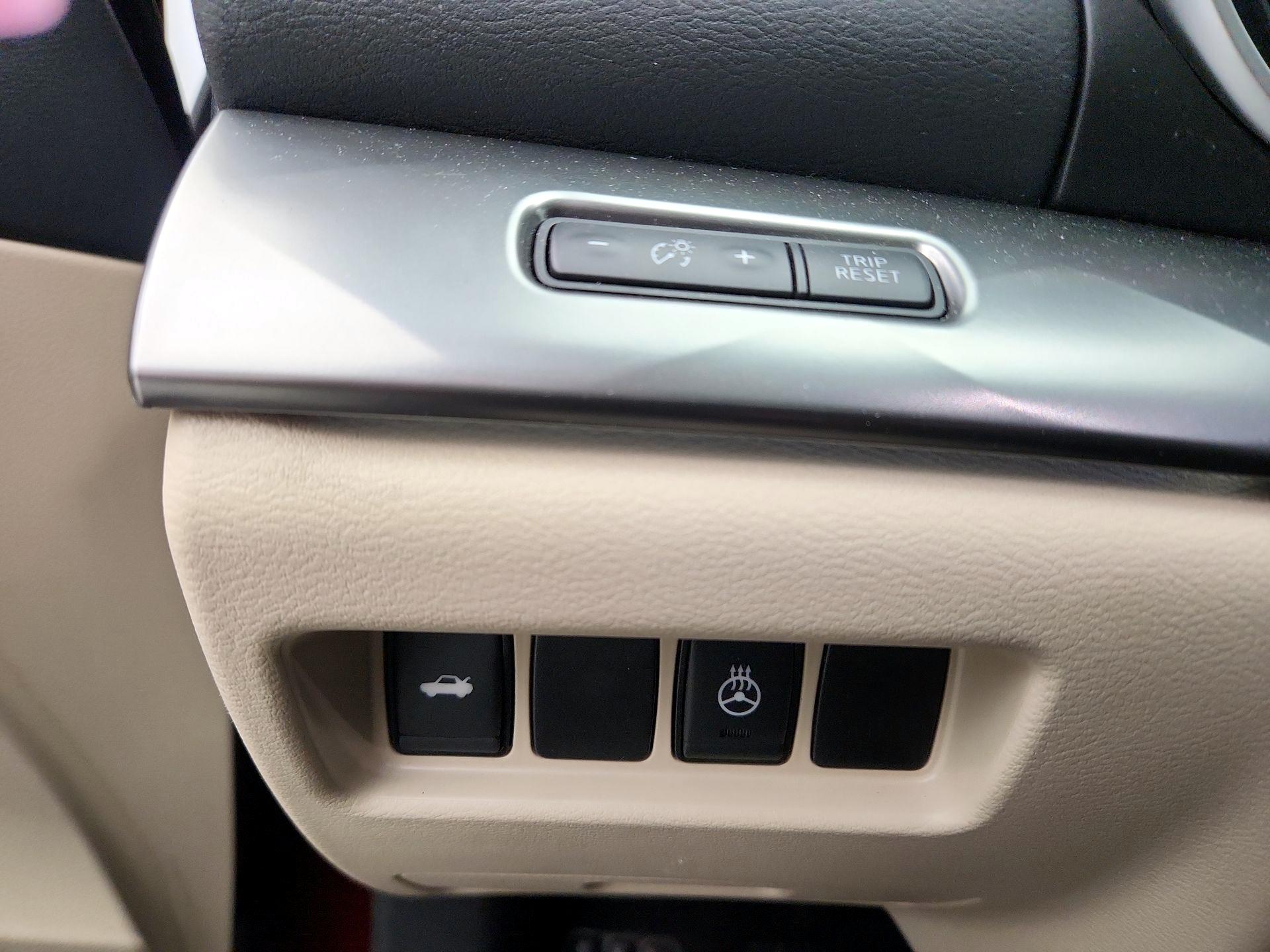 Thumbnail: 2020 Nissan Maxima - 13