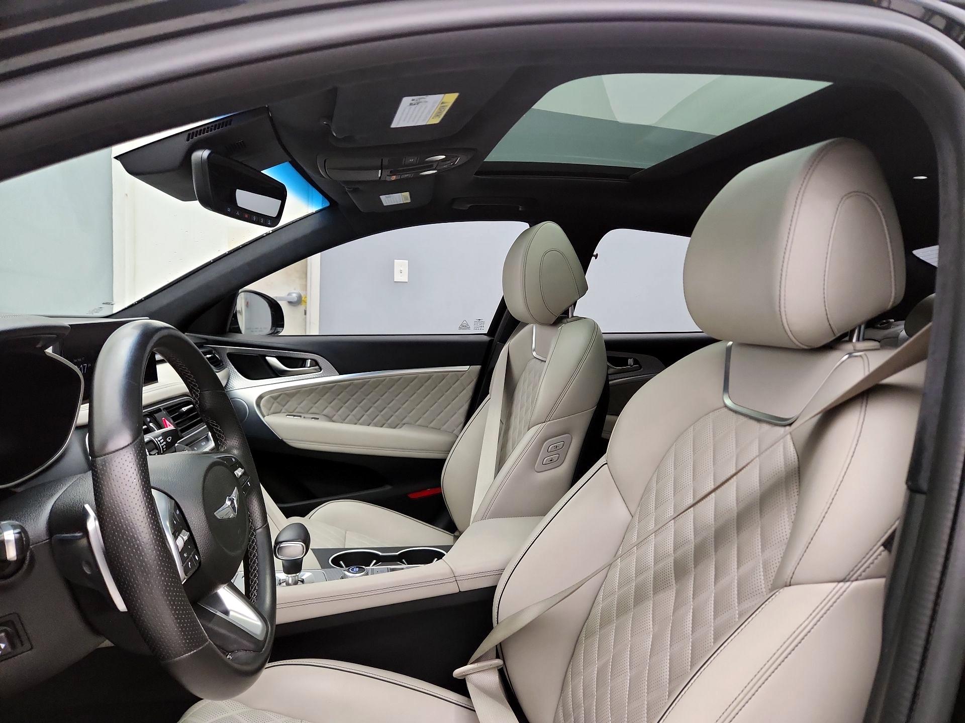 Thumbnail: 2022 Genesis G70 - 20