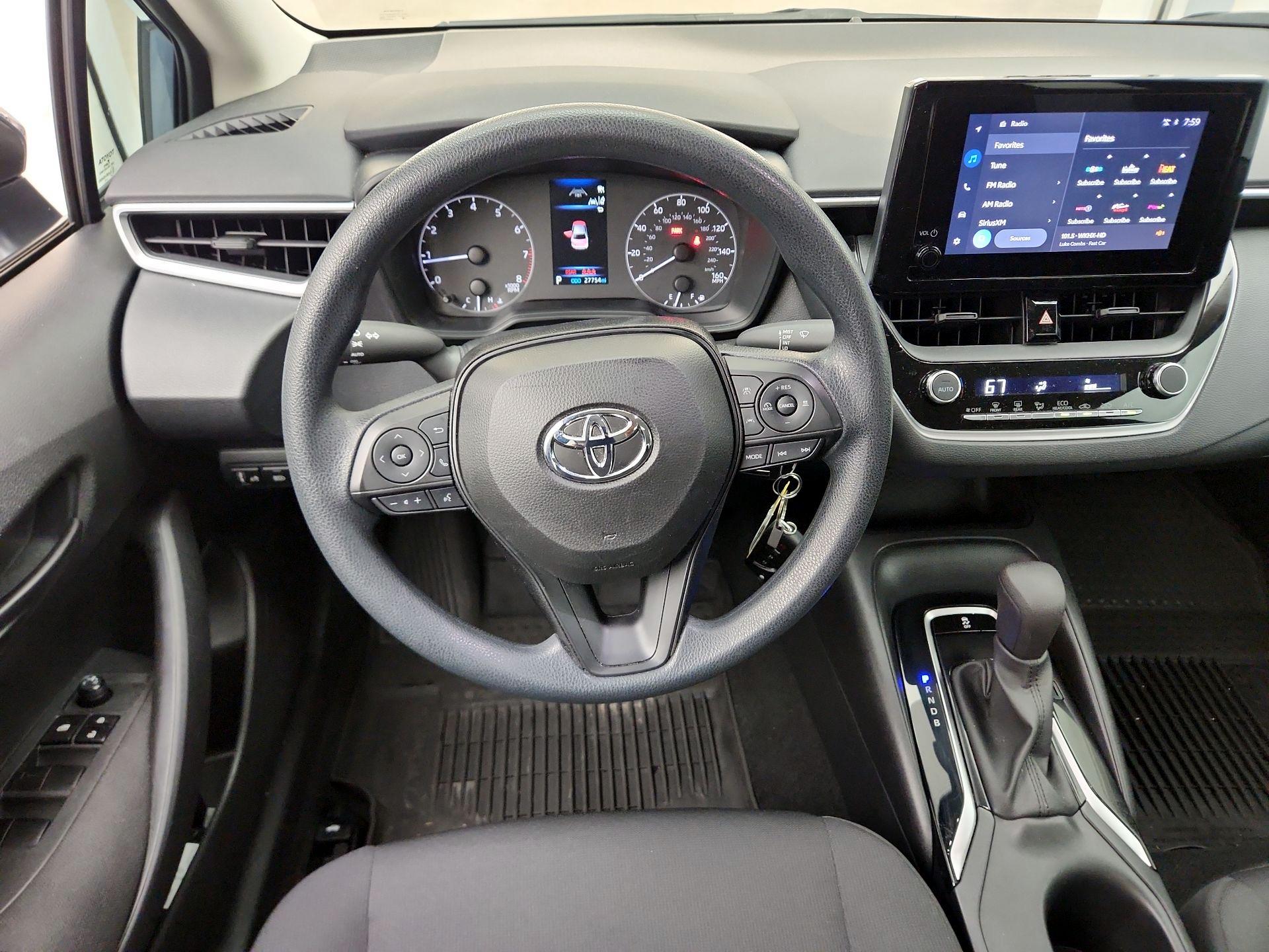 Thumbnail: 2023 Toyota Corolla - 10