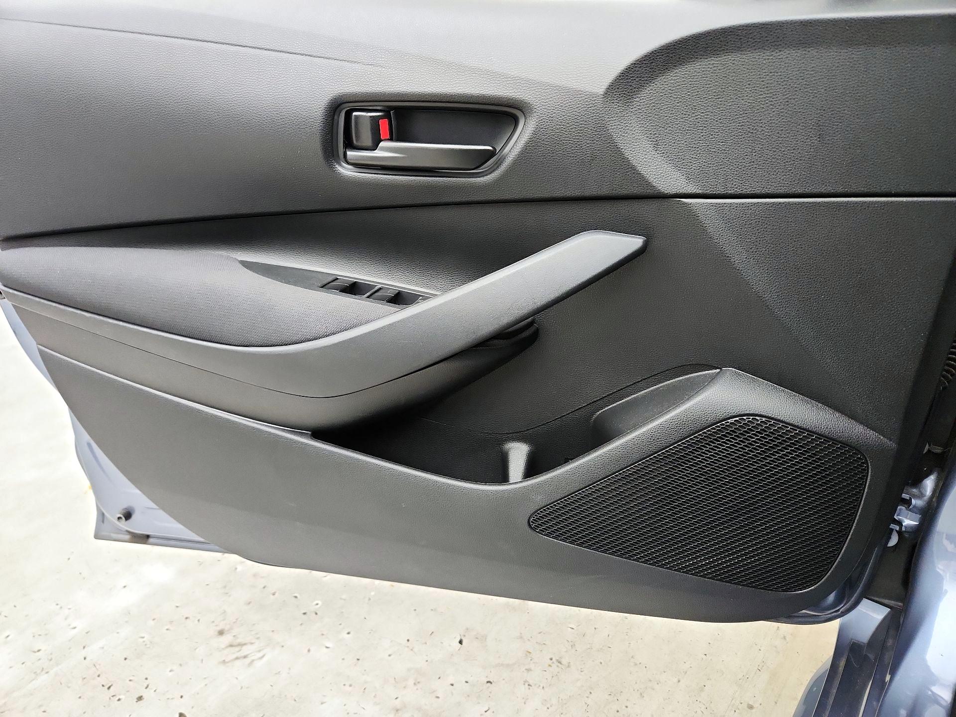 Thumbnail: 2023 Toyota Corolla - 12