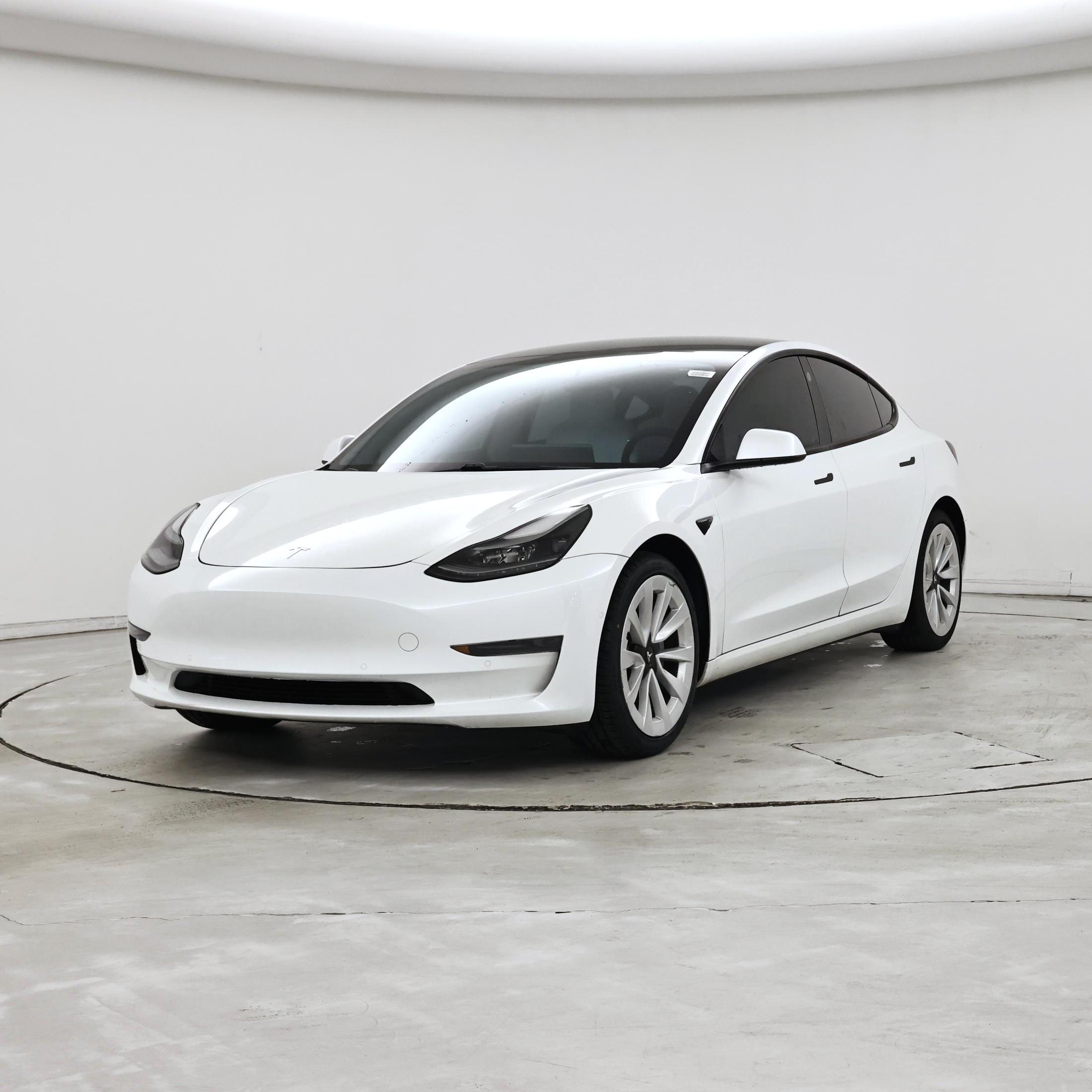 Thumbnail: 2021 Tesla Model 3 - 4