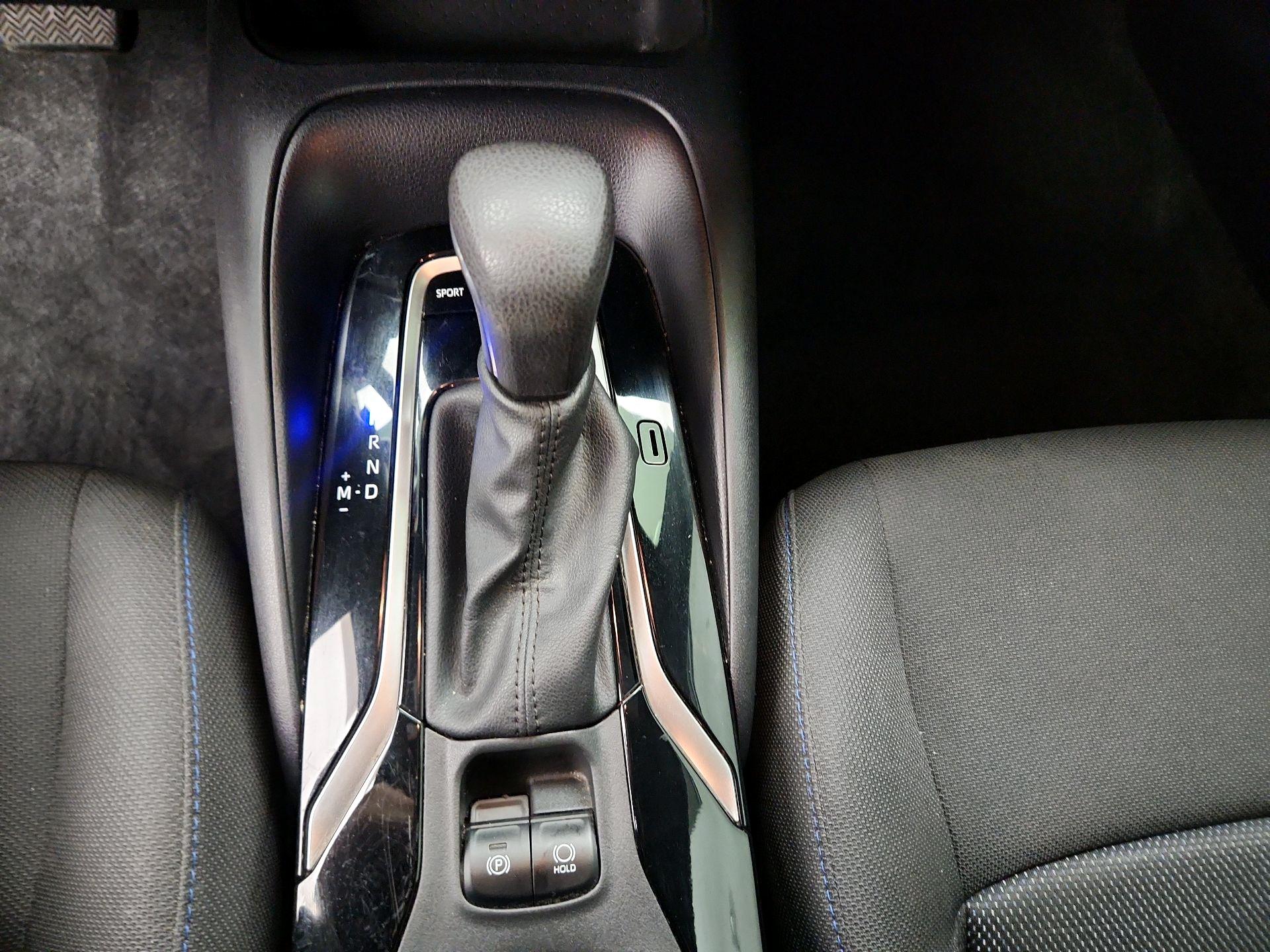 Thumbnail: 2022 Toyota Corolla - 17