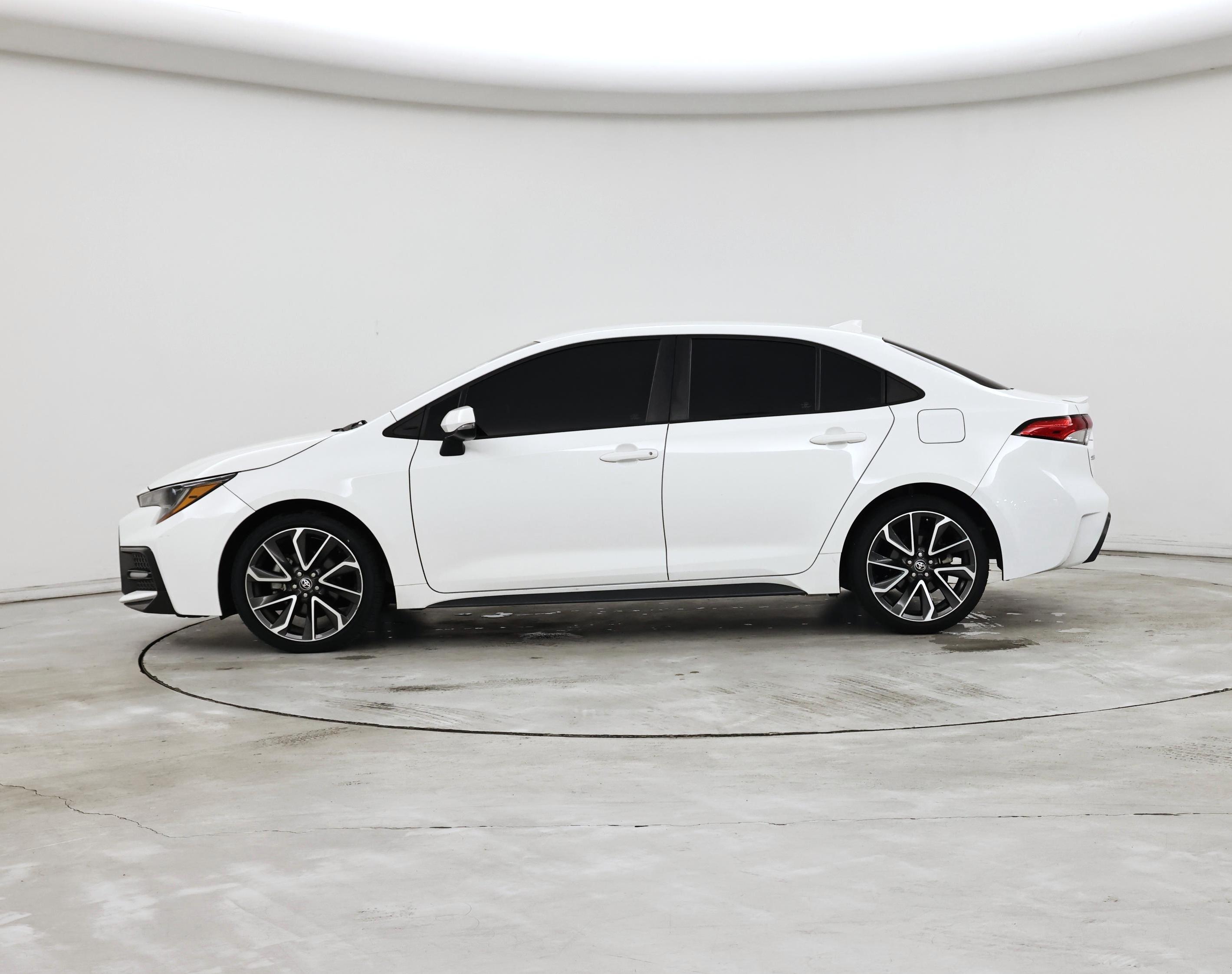 Thumbnail: 2022 Toyota Corolla - 3