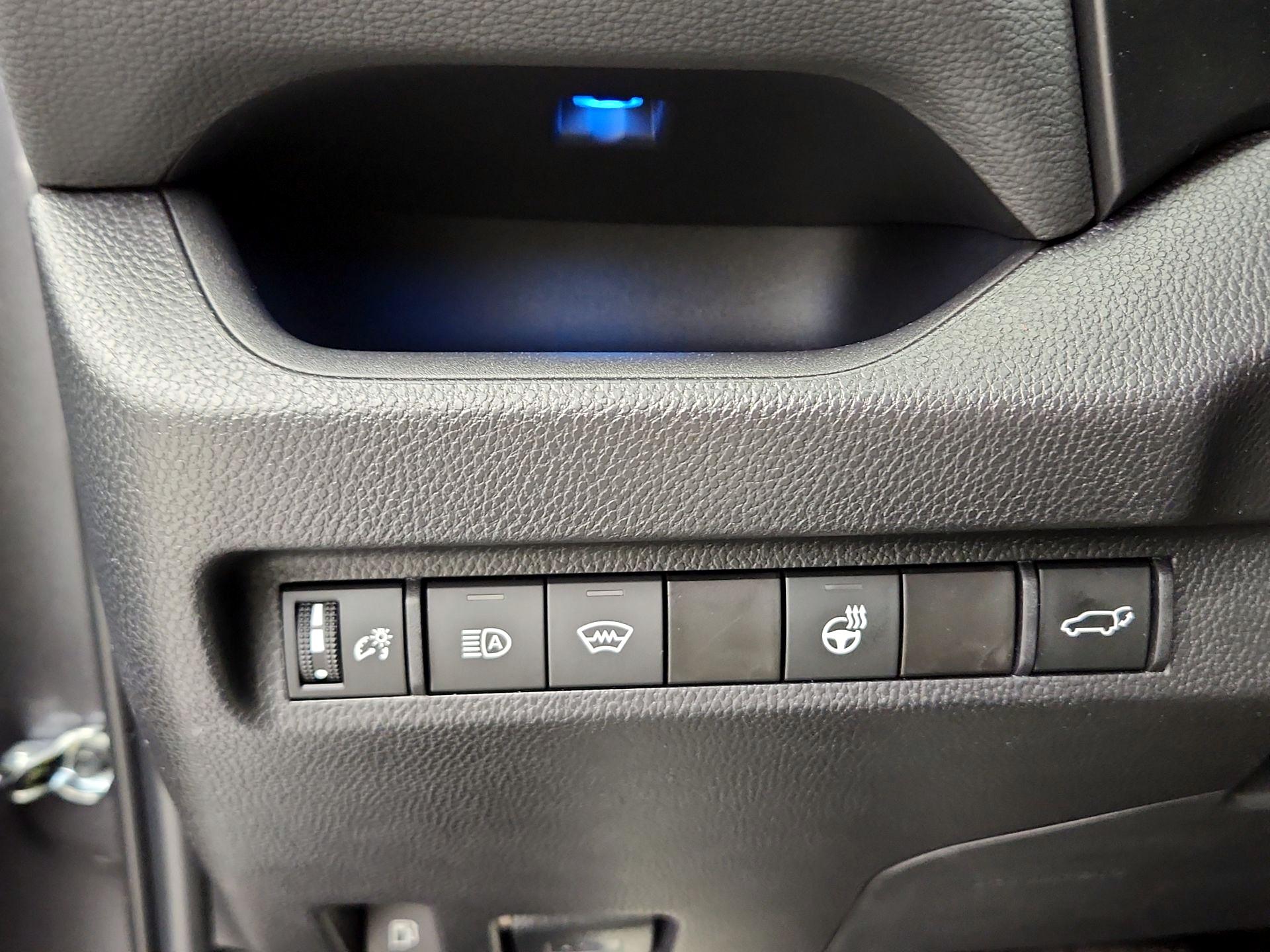 Thumbnail: 2025 Toyota RAV4 - 13