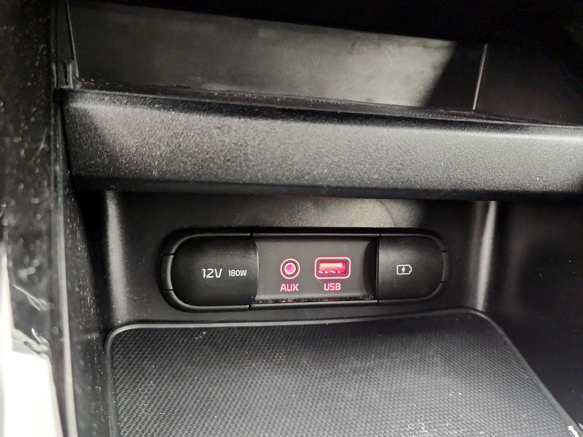 Thumbnail: 2021 Kia Forte - 18