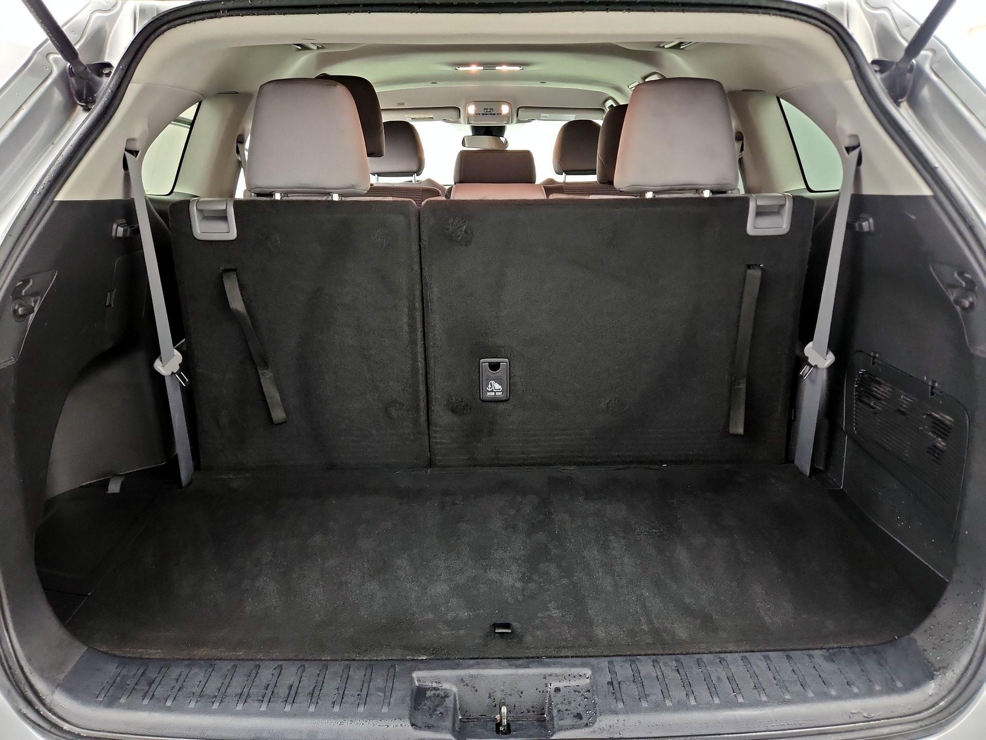 Thumbnail: 2022 Toyota Highlander - 20