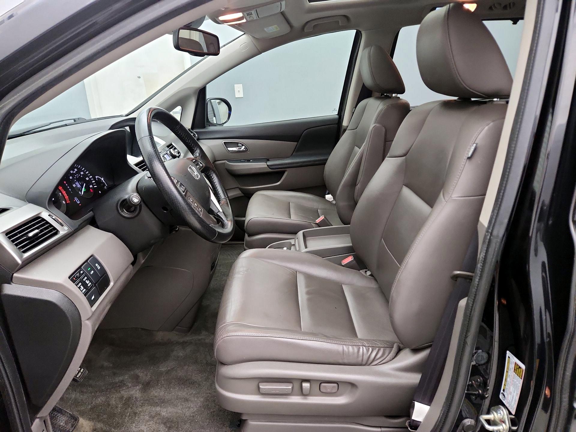 Thumbnail: 2015 Honda Odyssey - 11