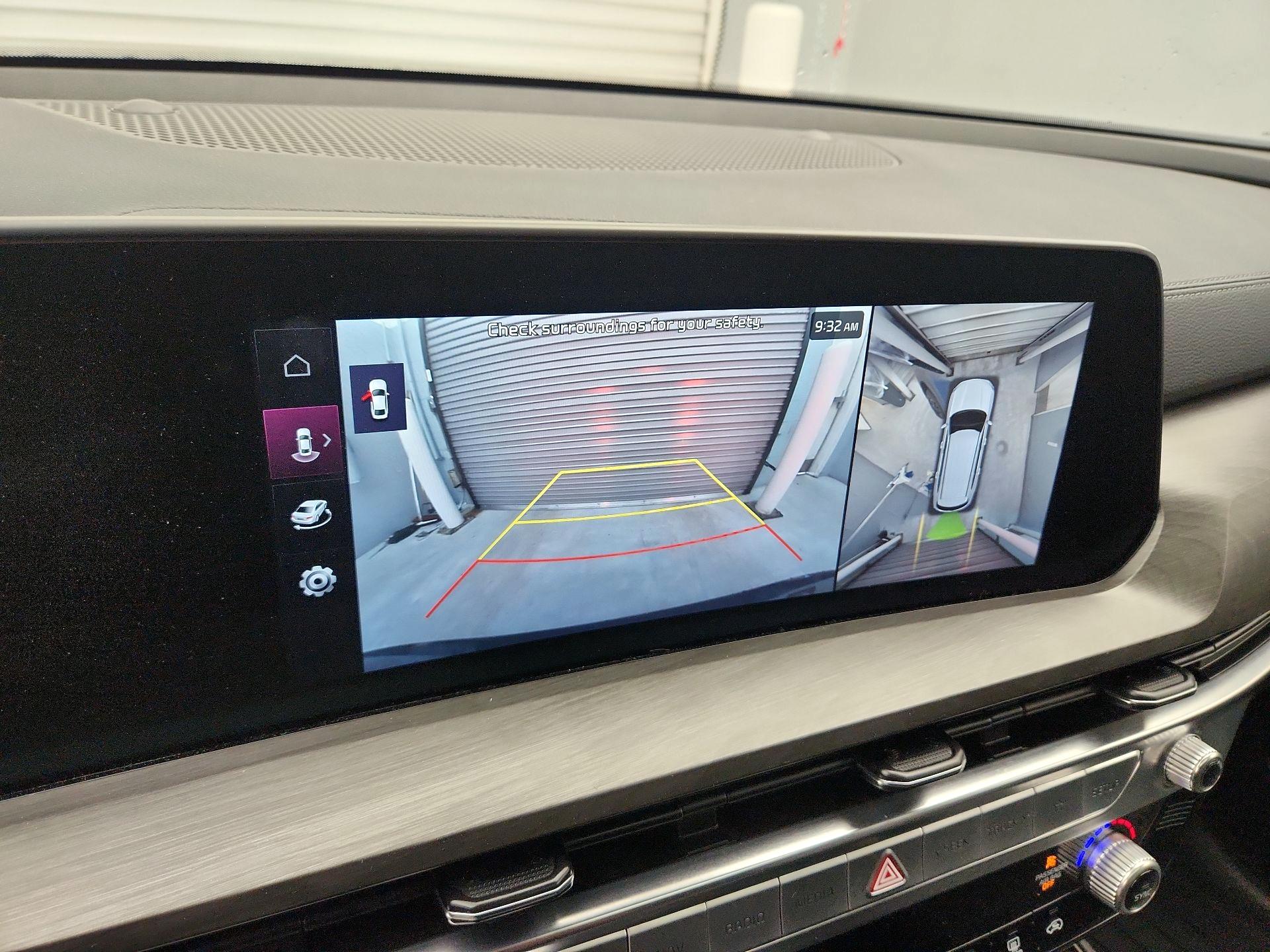 Thumbnail: 2023 Kia Telluride - 15