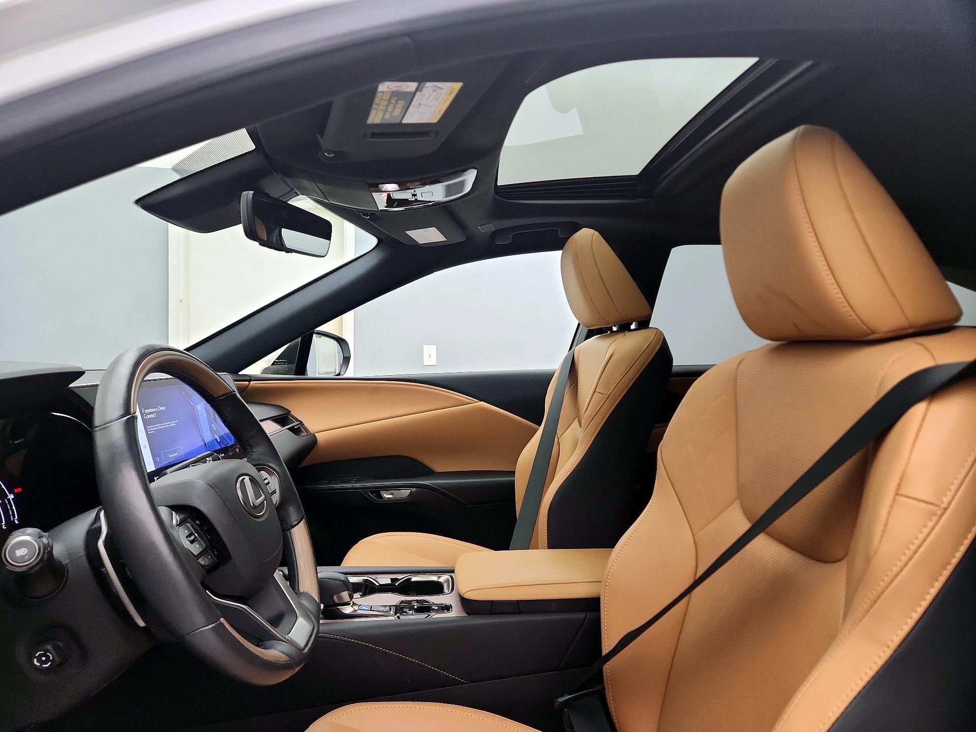 Thumbnail: 2023 Lexus RX - 19