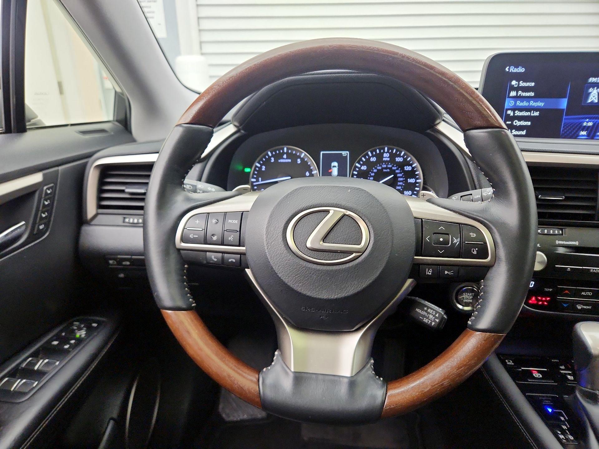 Thumbnail: 2020 Lexus RX - 10