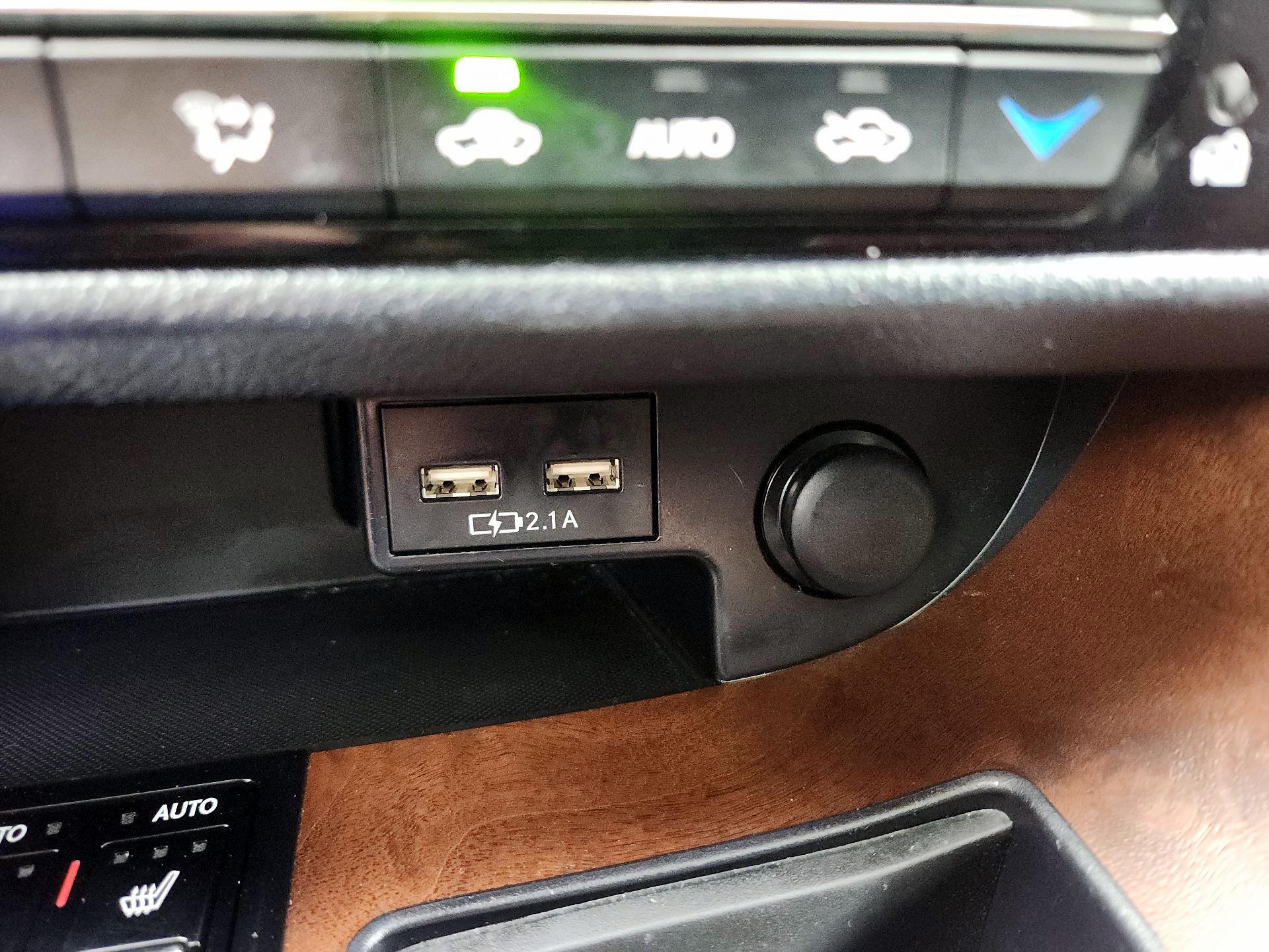 Thumbnail: 2020 Lexus RX - 19