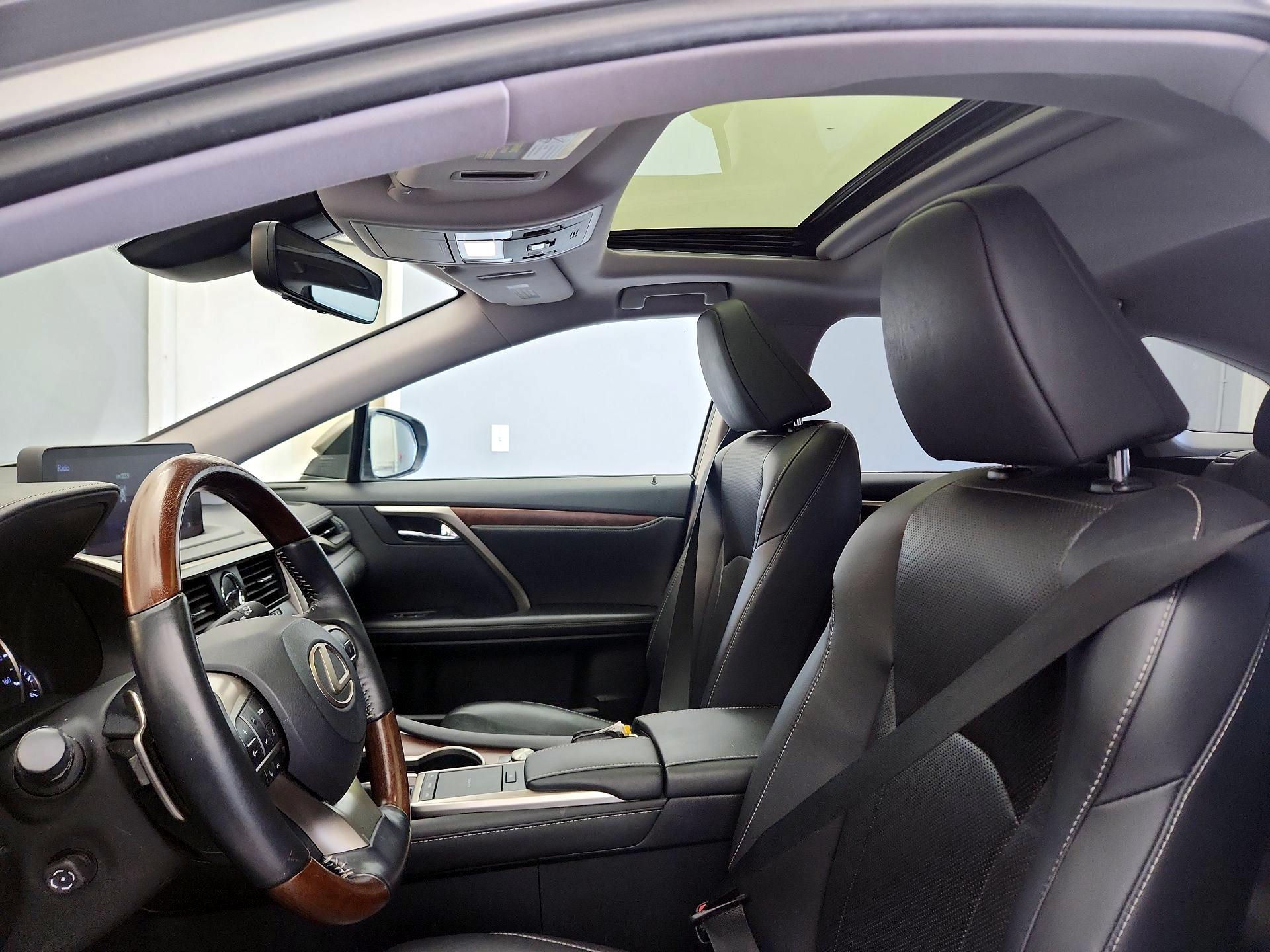 Thumbnail: 2020 Lexus RX - 20