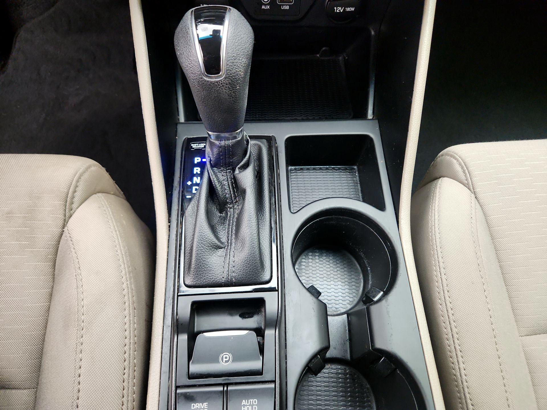 Thumbnail: 2020 Hyundai Tucson - 17