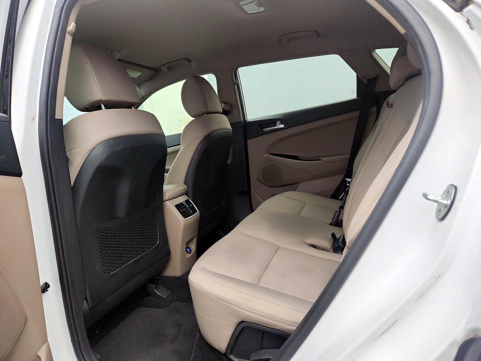 Thumbnail: 2020 Hyundai Tucson - 19