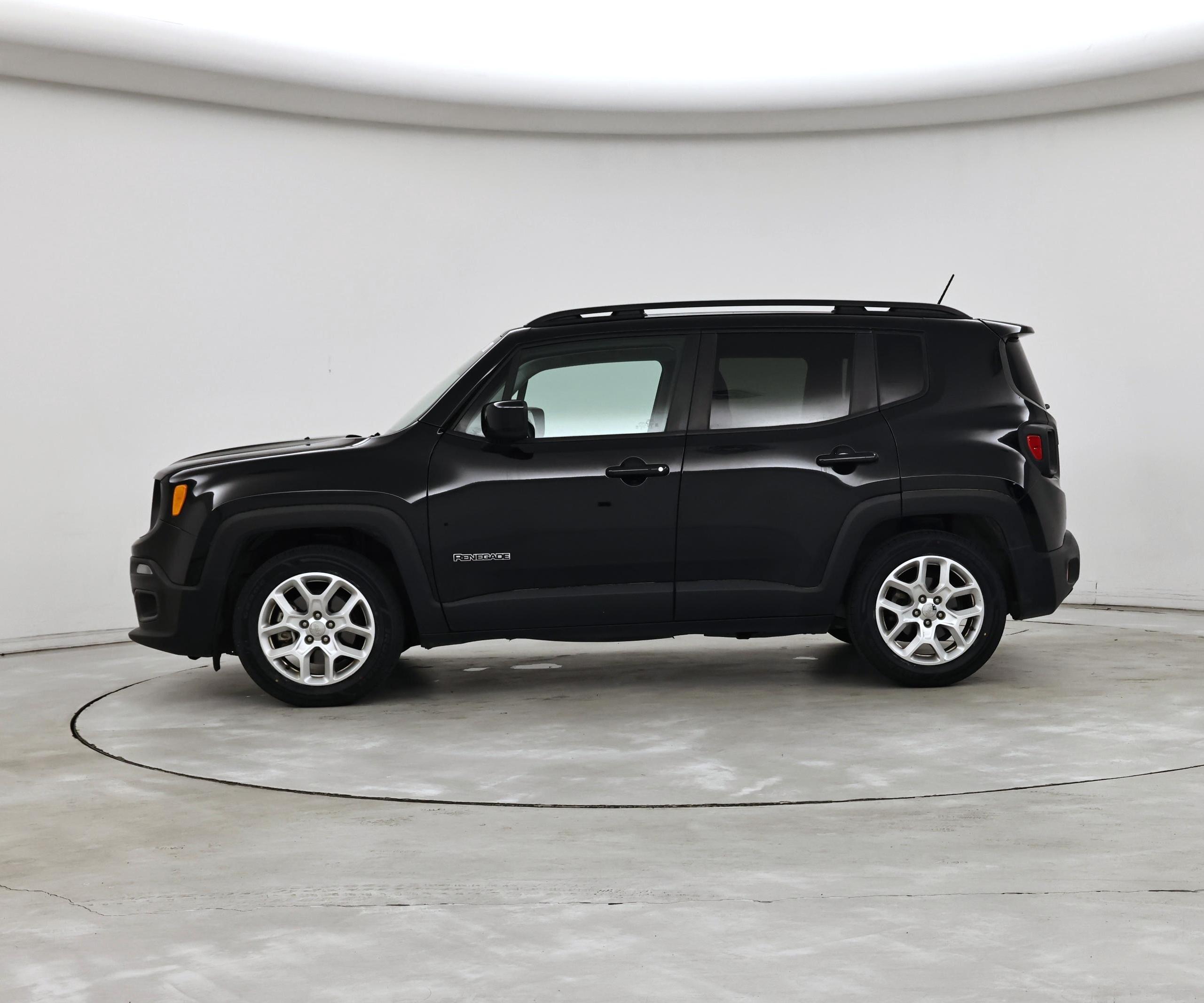 Thumbnail: 2016 Jeep Renegade - 3