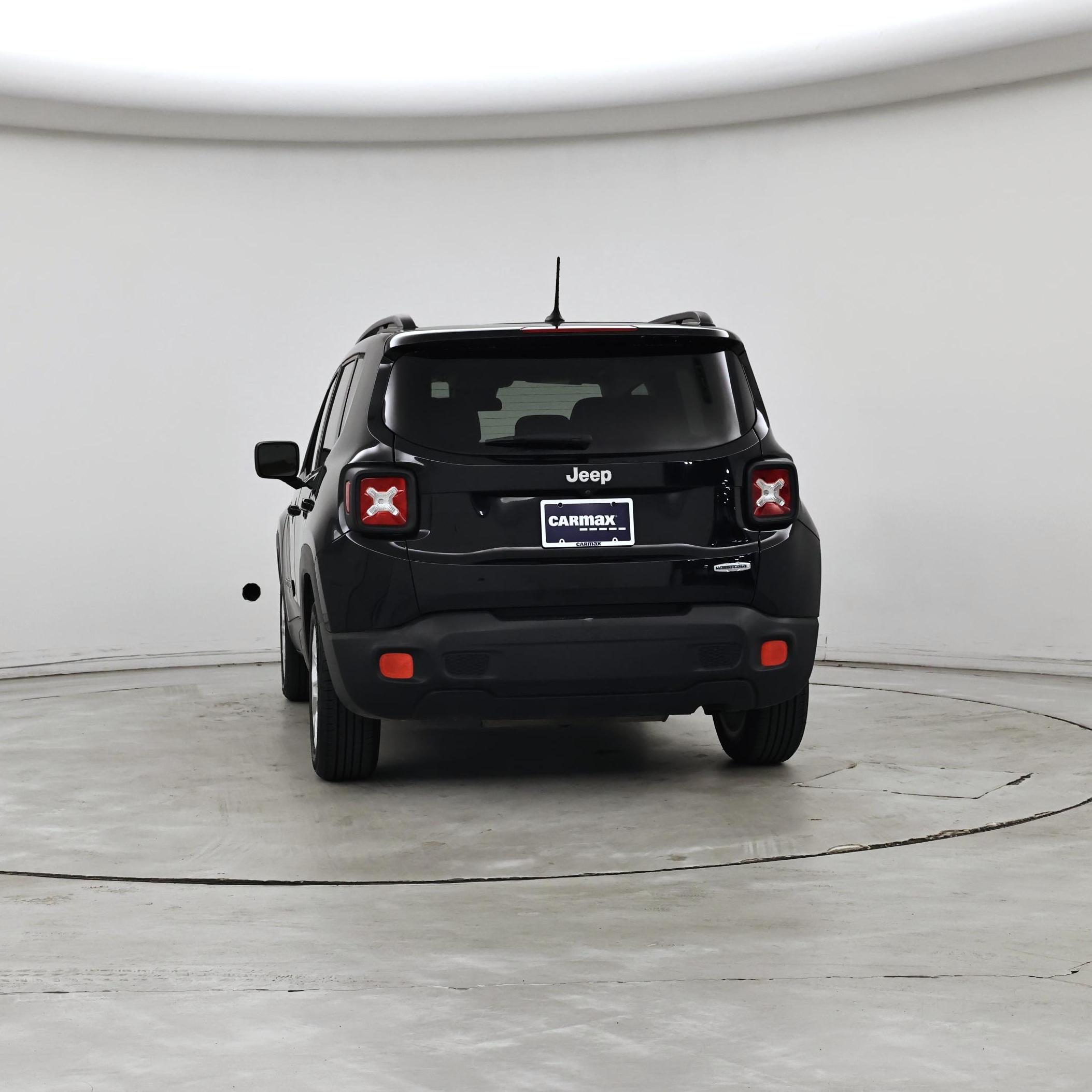 Thumbnail: 2016 Jeep Renegade - 6