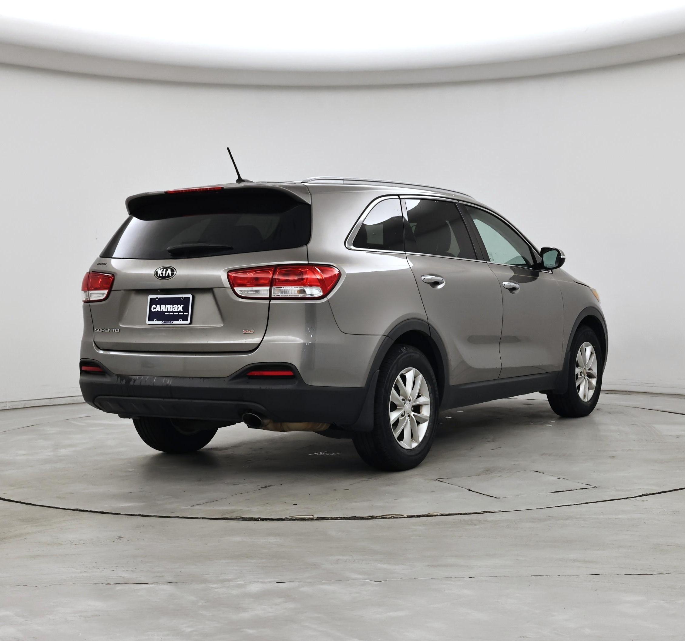 Thumbnail: 2017 Kia Sorento - 8