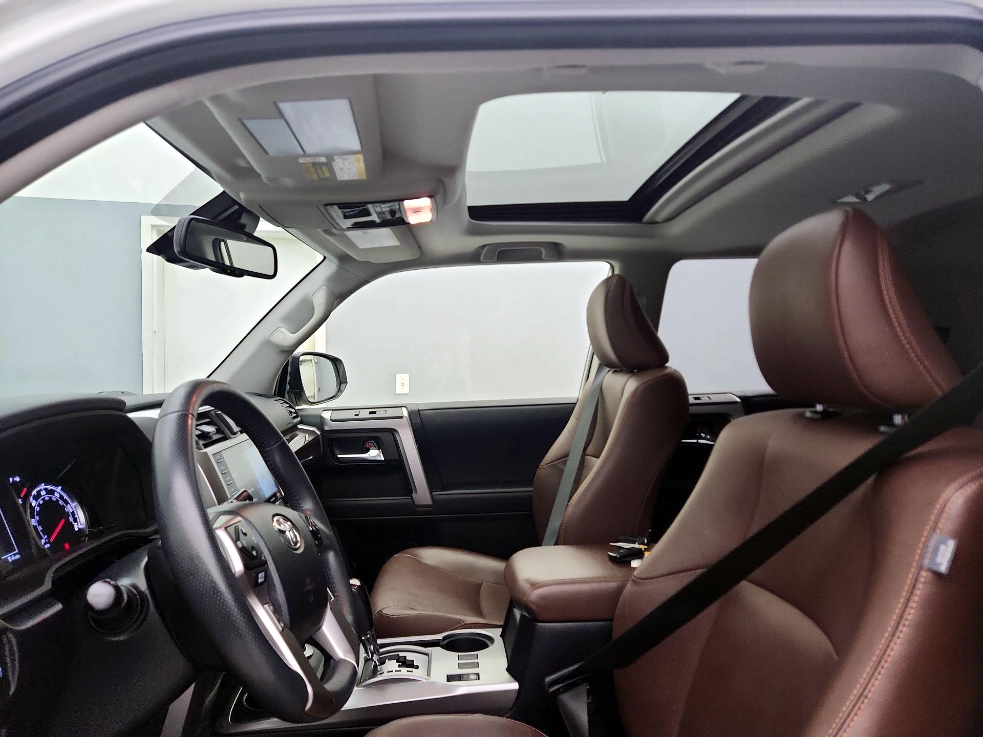 Thumbnail: 2021 Toyota 4Runner - 20