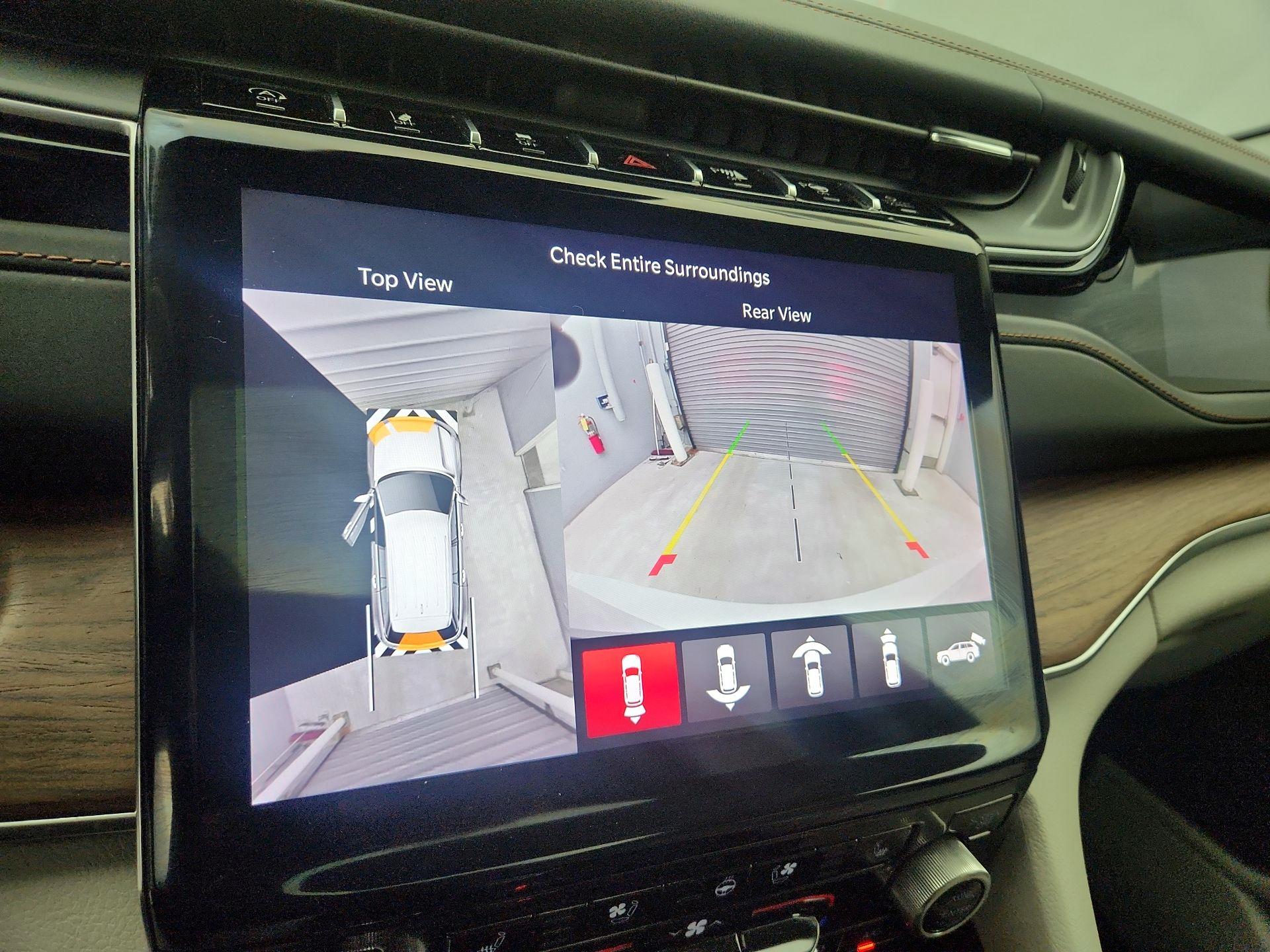 Thumbnail: 2022 Jeep Grand Cherokee L - 15