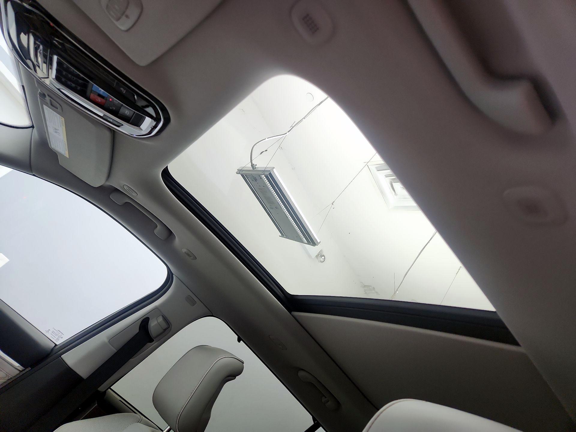 Thumbnail: 2022 Jeep Grand Cherokee L - 20