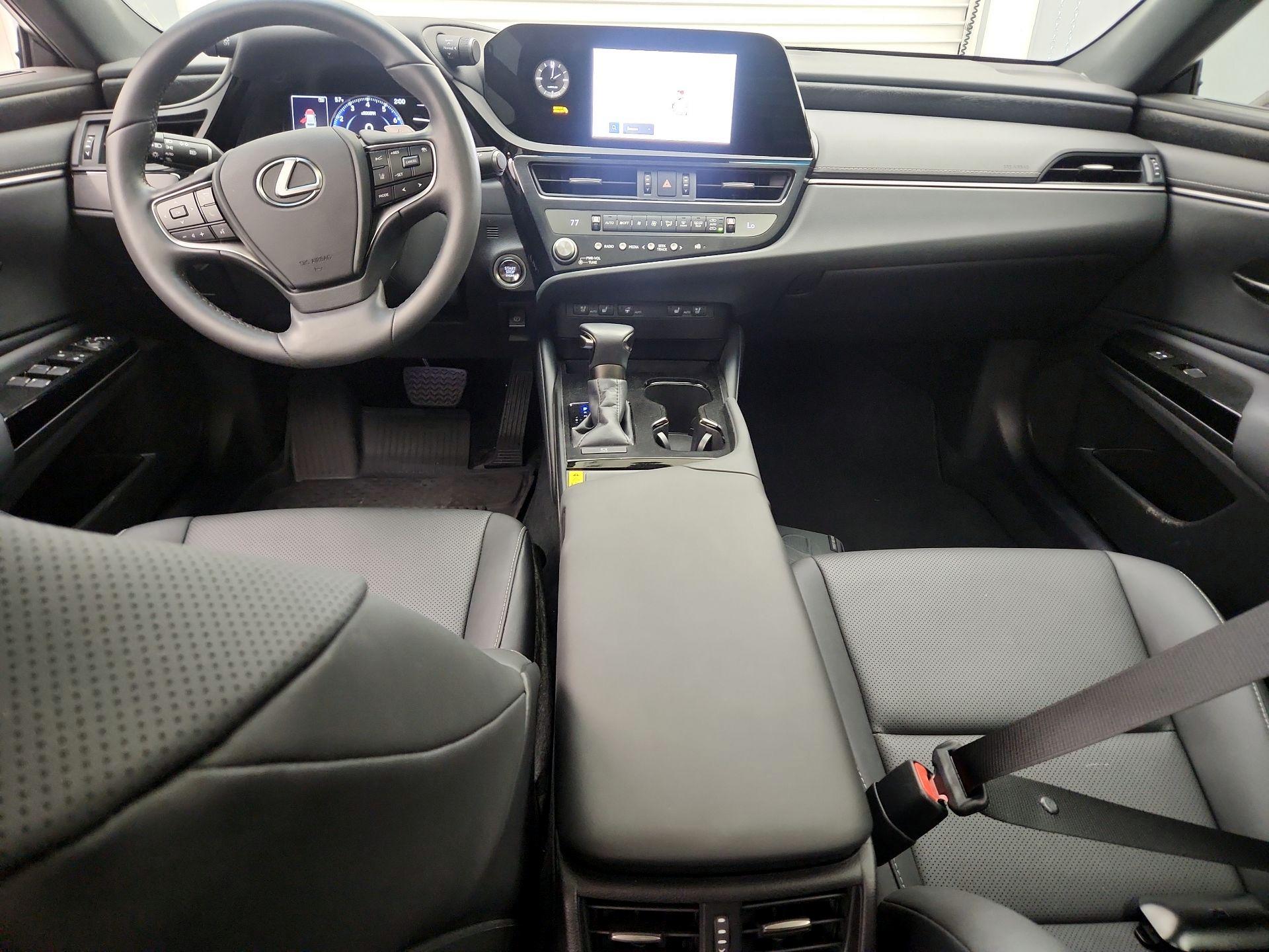 Thumbnail: 2024 Lexus ES - 9