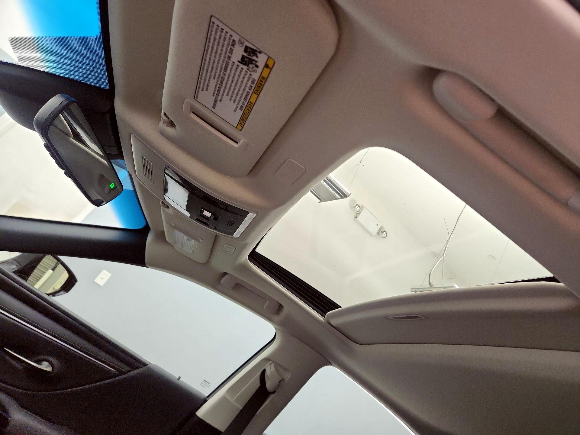 Thumbnail: 2024 Lexus ES - 19