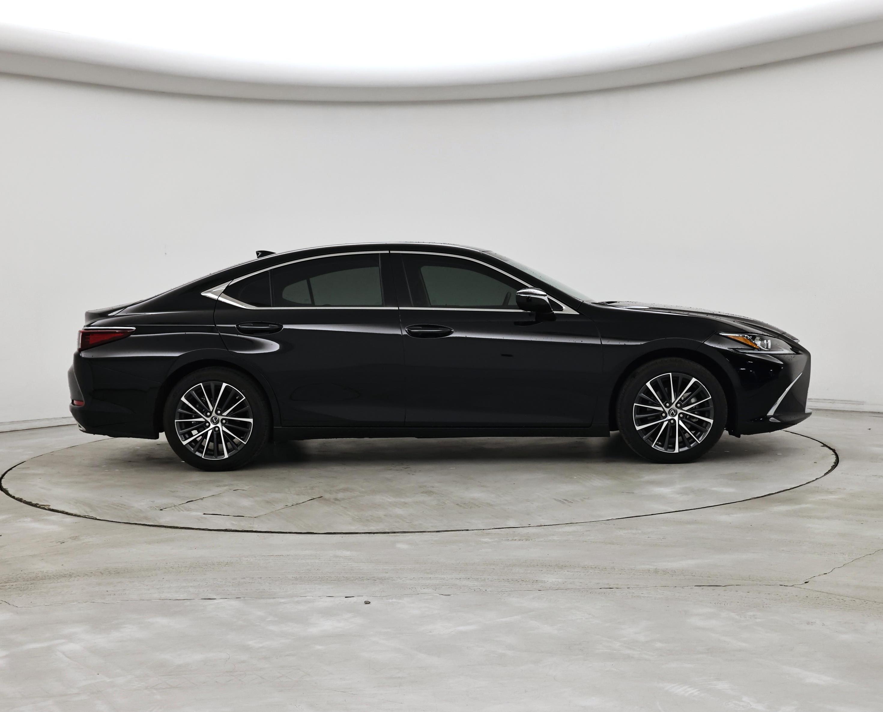 Thumbnail: 2024 Lexus ES - 7