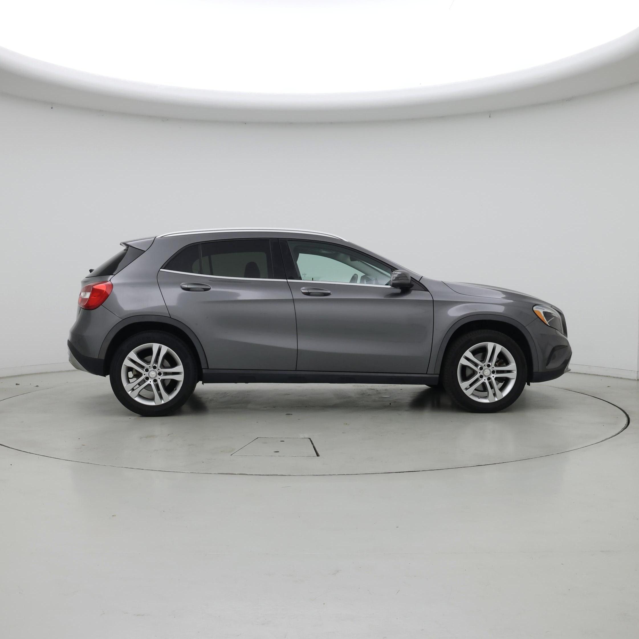 Thumbnail: 2015 Mercedes-Benz GLA - 7