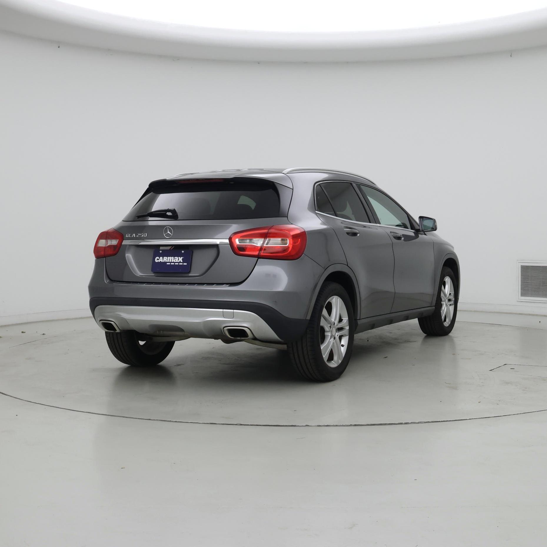 Thumbnail: 2015 Mercedes-Benz GLA - 8