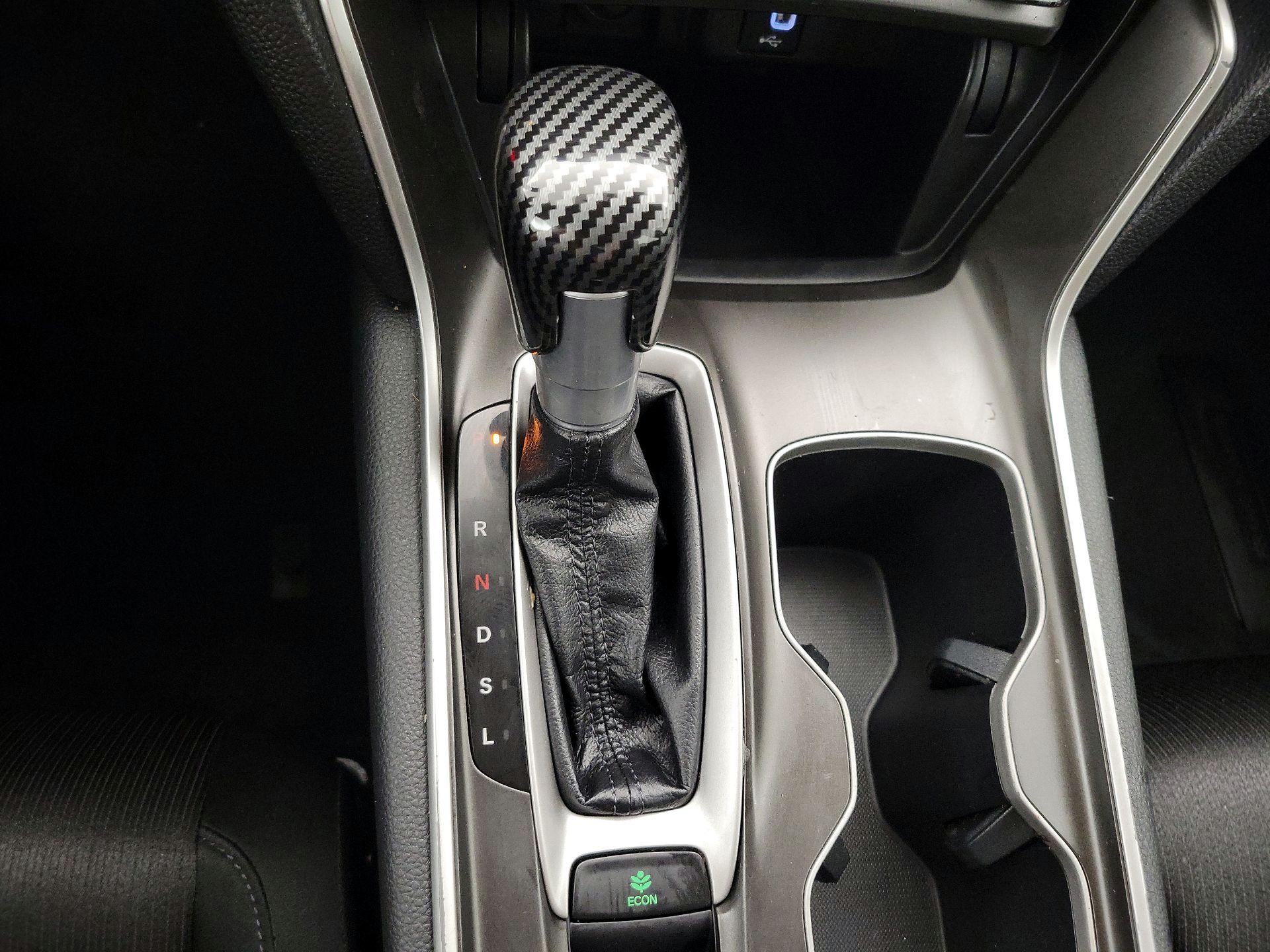 Thumbnail: 2019 Honda Accord - 17