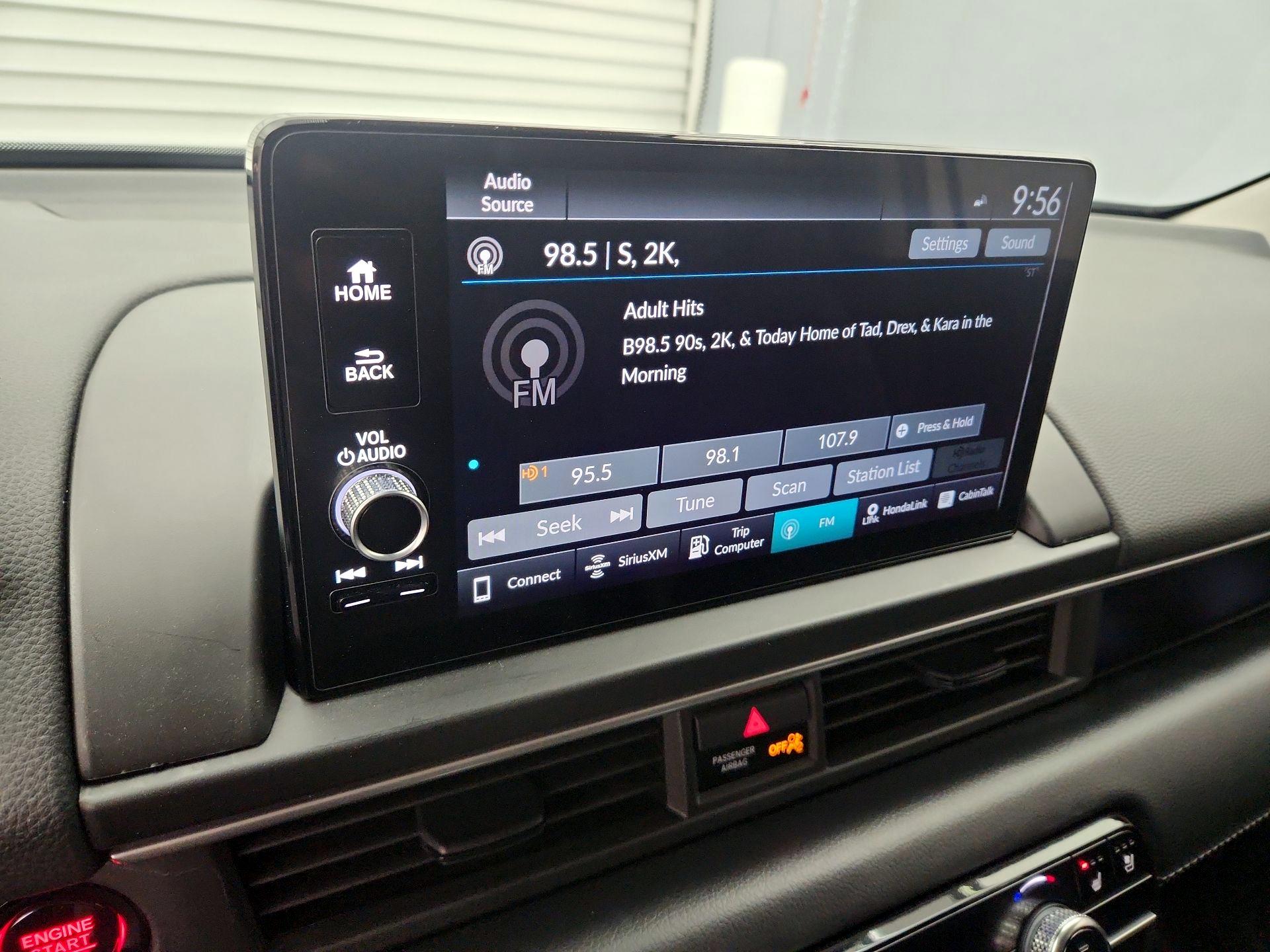 Thumbnail: 2024 Honda Pilot - 16