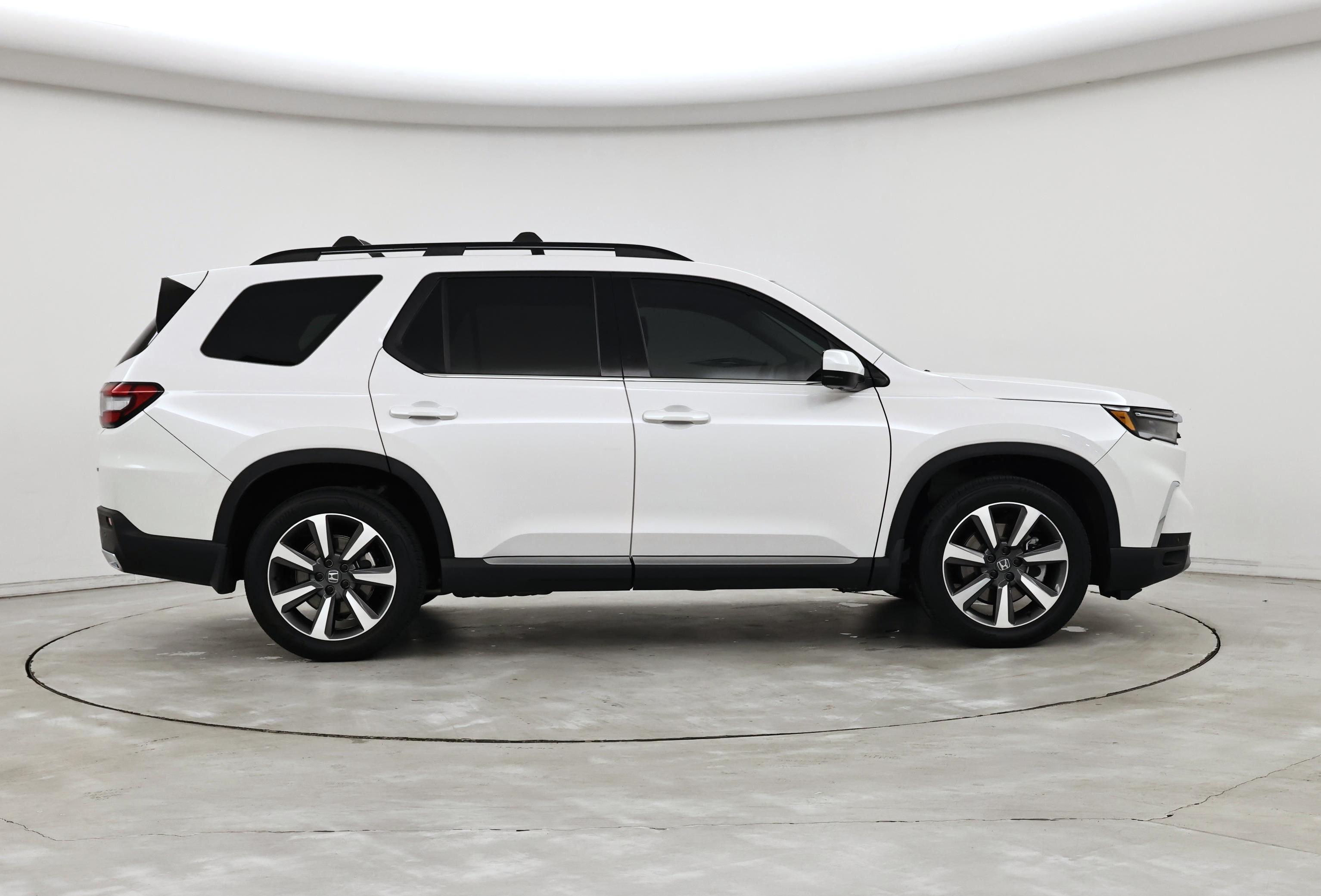 Thumbnail: 2024 Honda Pilot - 7