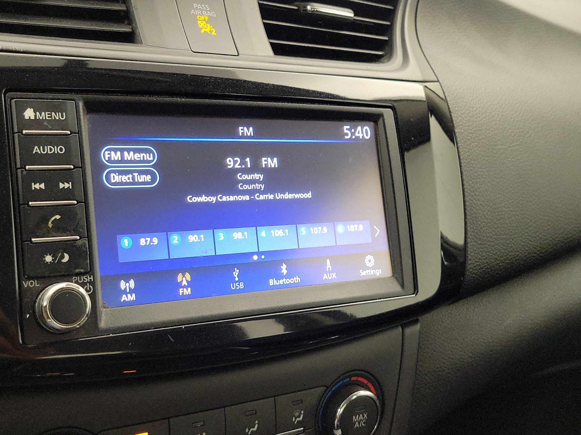 Thumbnail: 2019 Nissan Sentra - 15